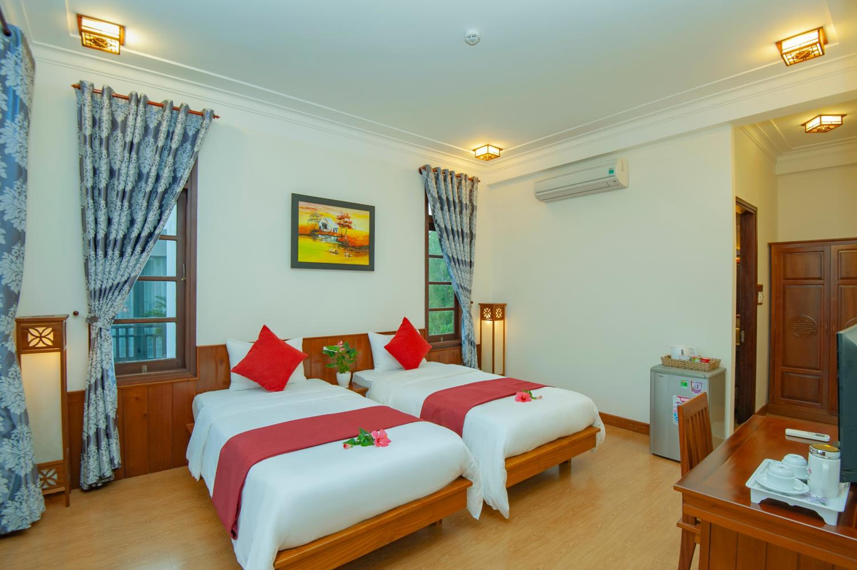 Tropical Garden & Pool Villa