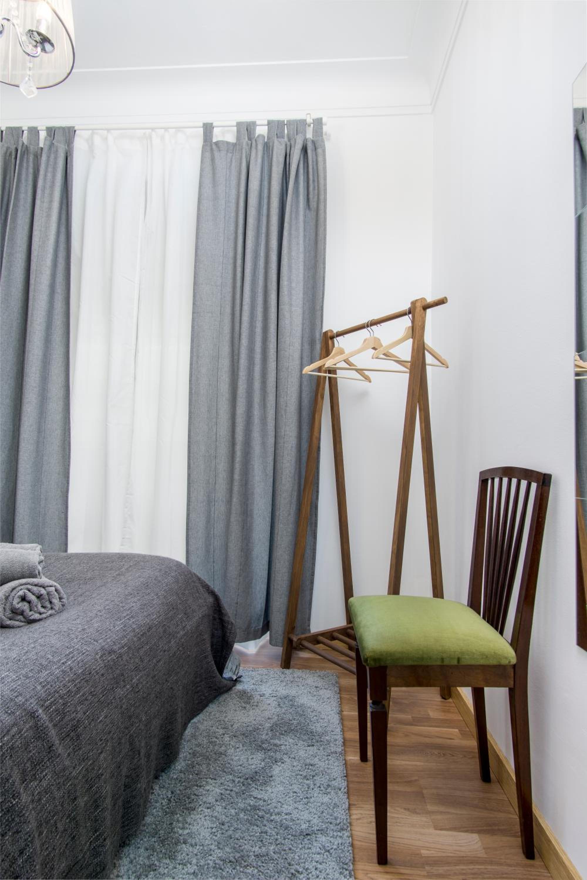 Sunny Apartment in a typical Lisbon neighborhood