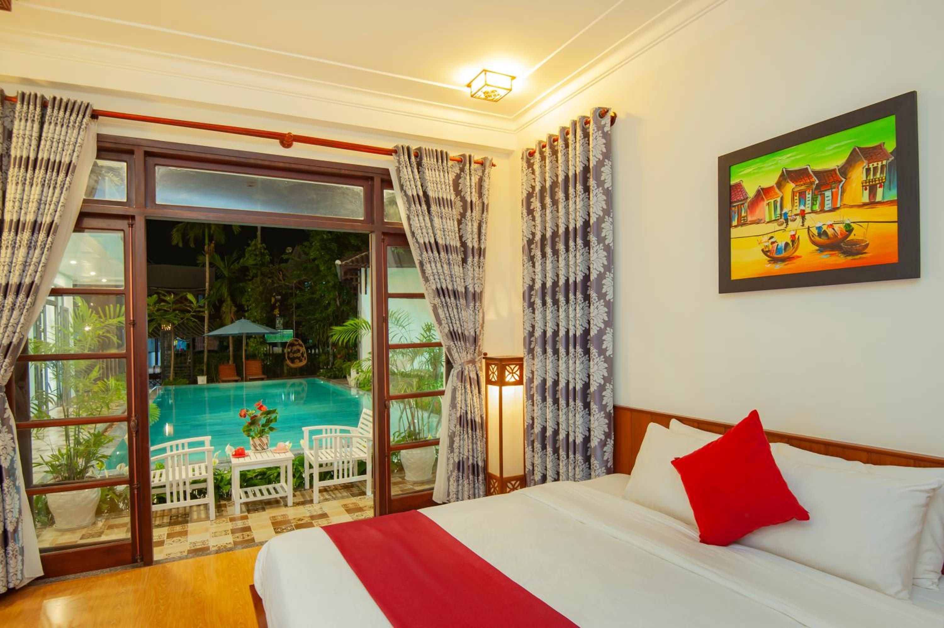 Tropical Garden & Pool Villa