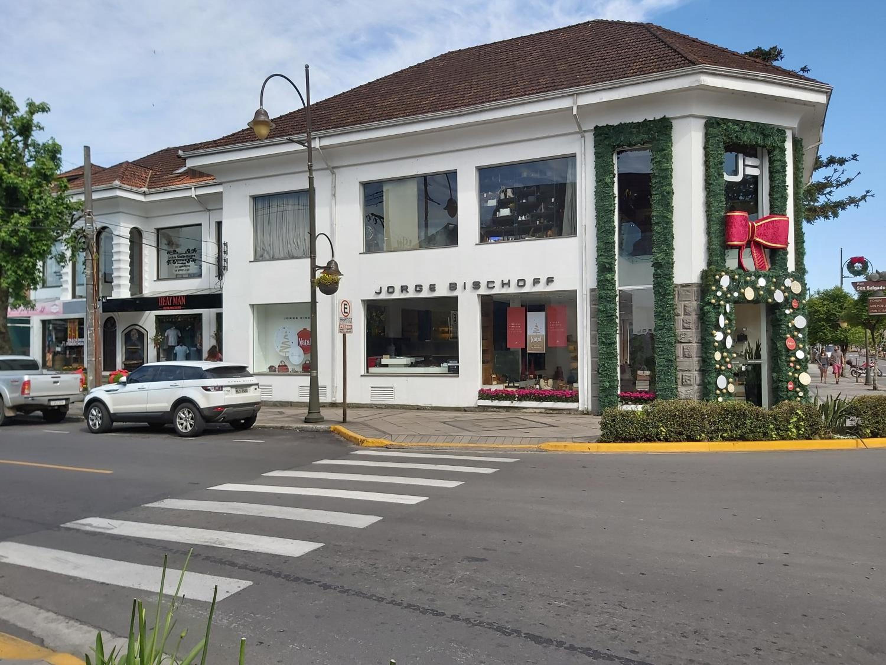 Cobertura Roloff view 3