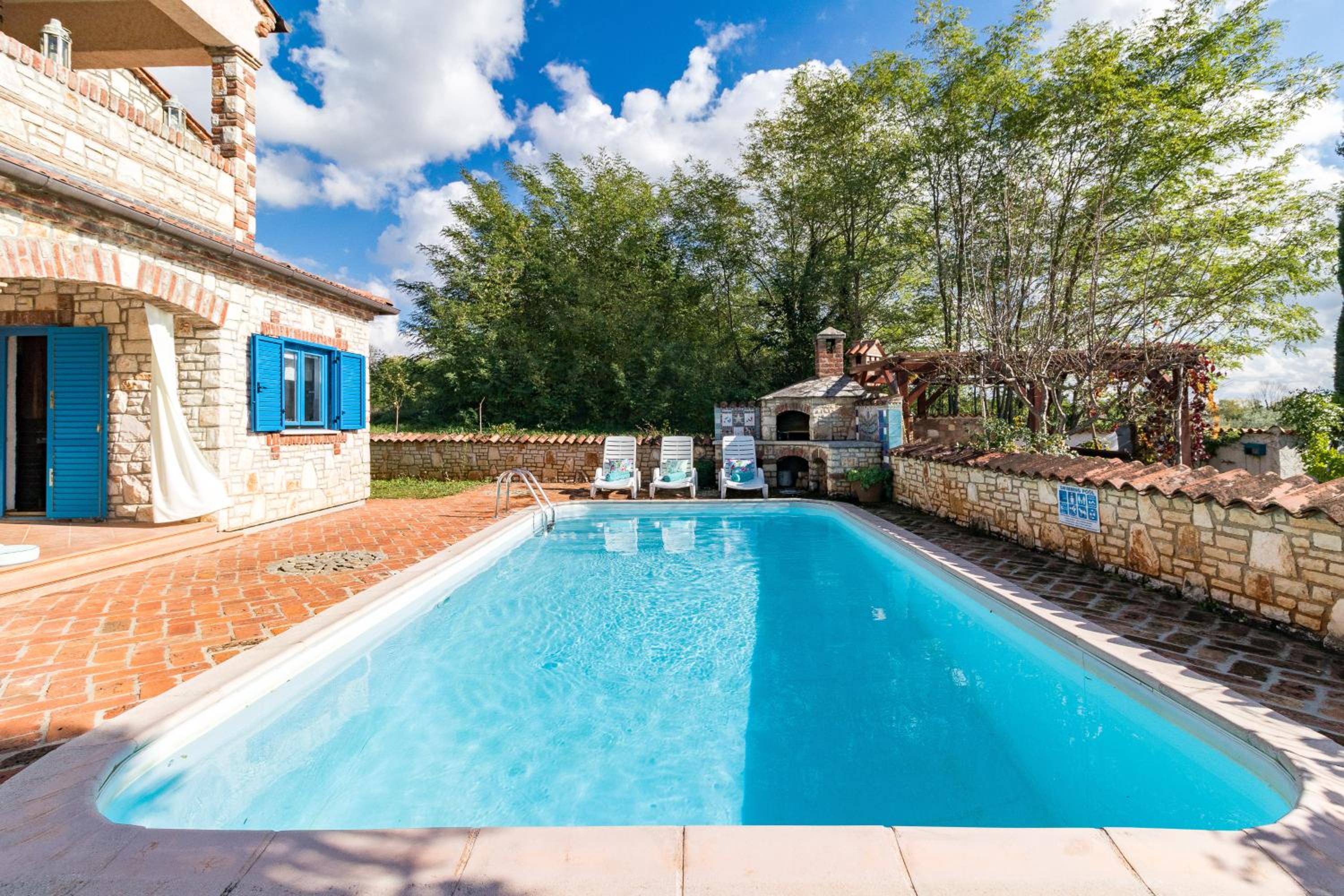 Villa-Johanna view 5