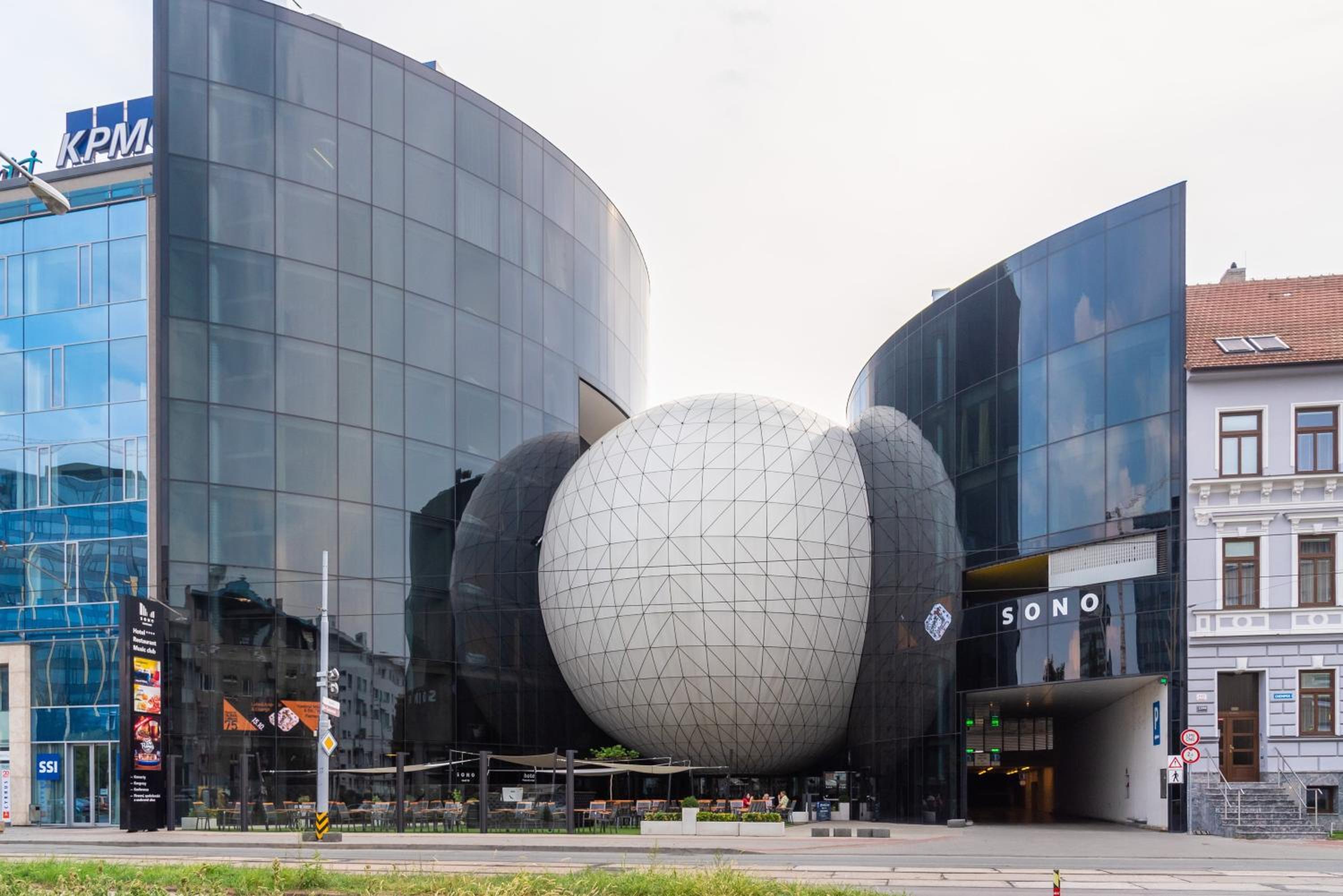 Hotel Sono Hotel - Image 1