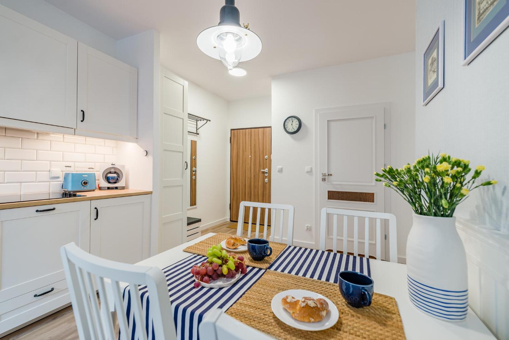 Anchor Apartments MARINE view 4