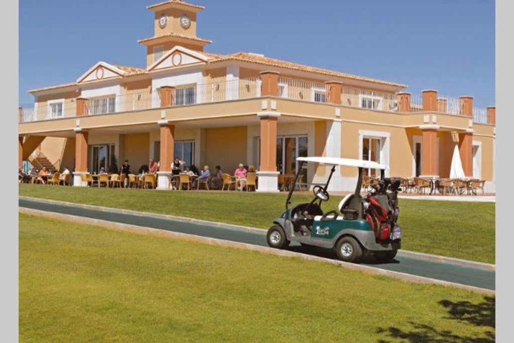 Hotel Luxury apartment with free use of pool, gym and spa - Image 1