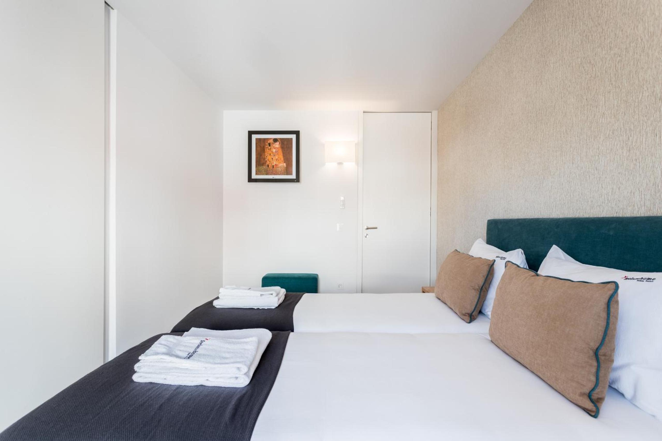 FLH Chiado Elegant Apartment view 4