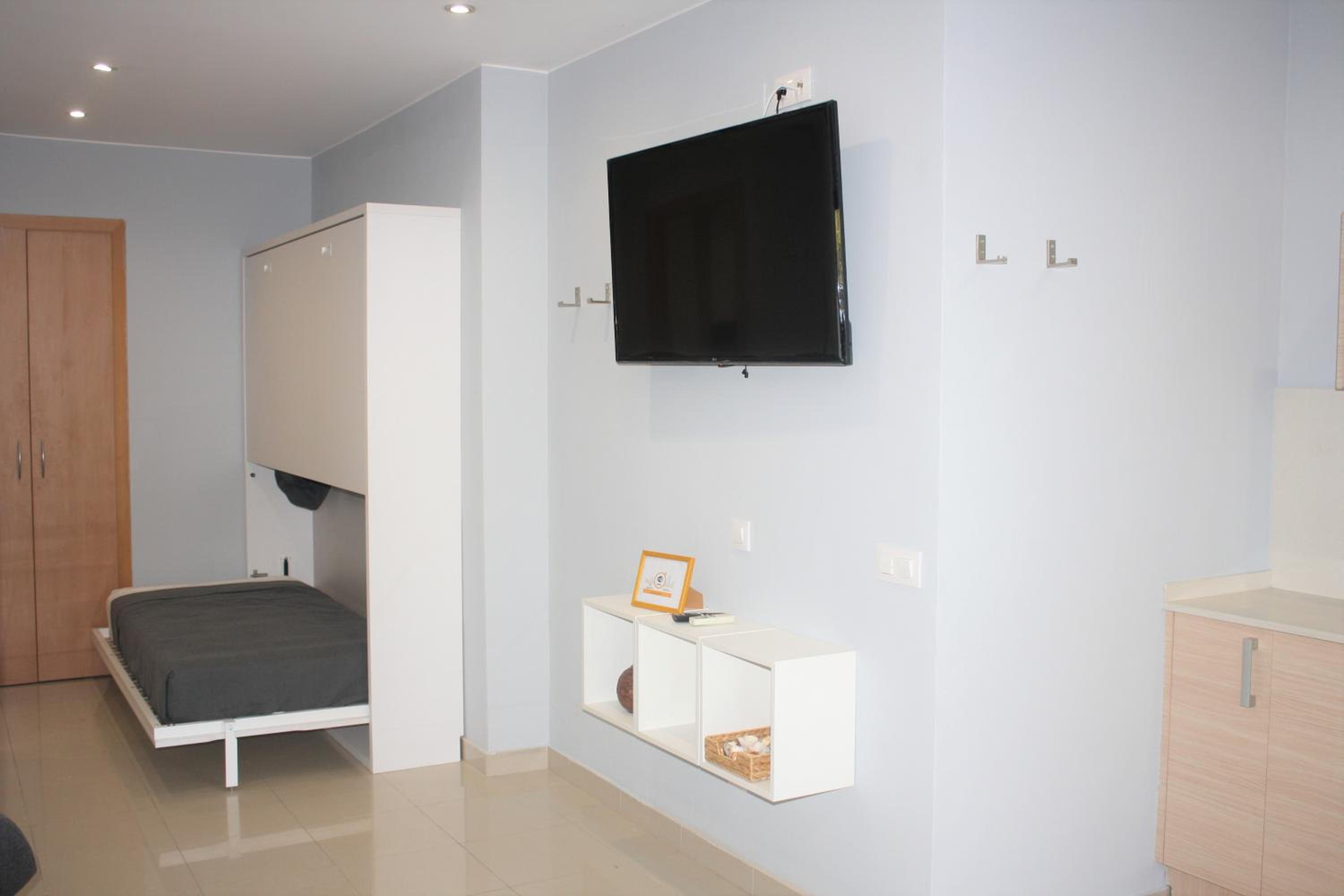 Alguera Hola Apartments