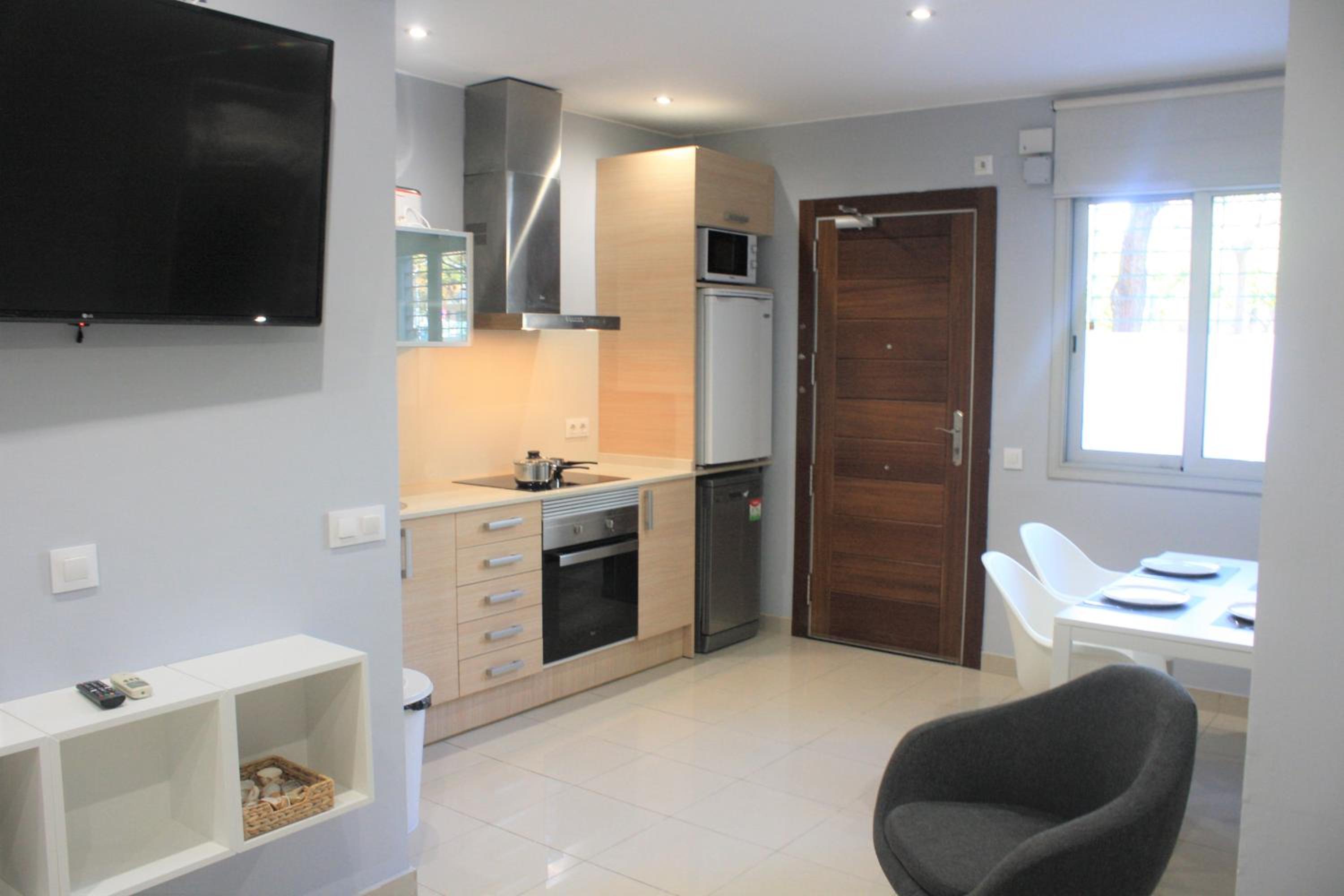 Alguera Hola Apartments