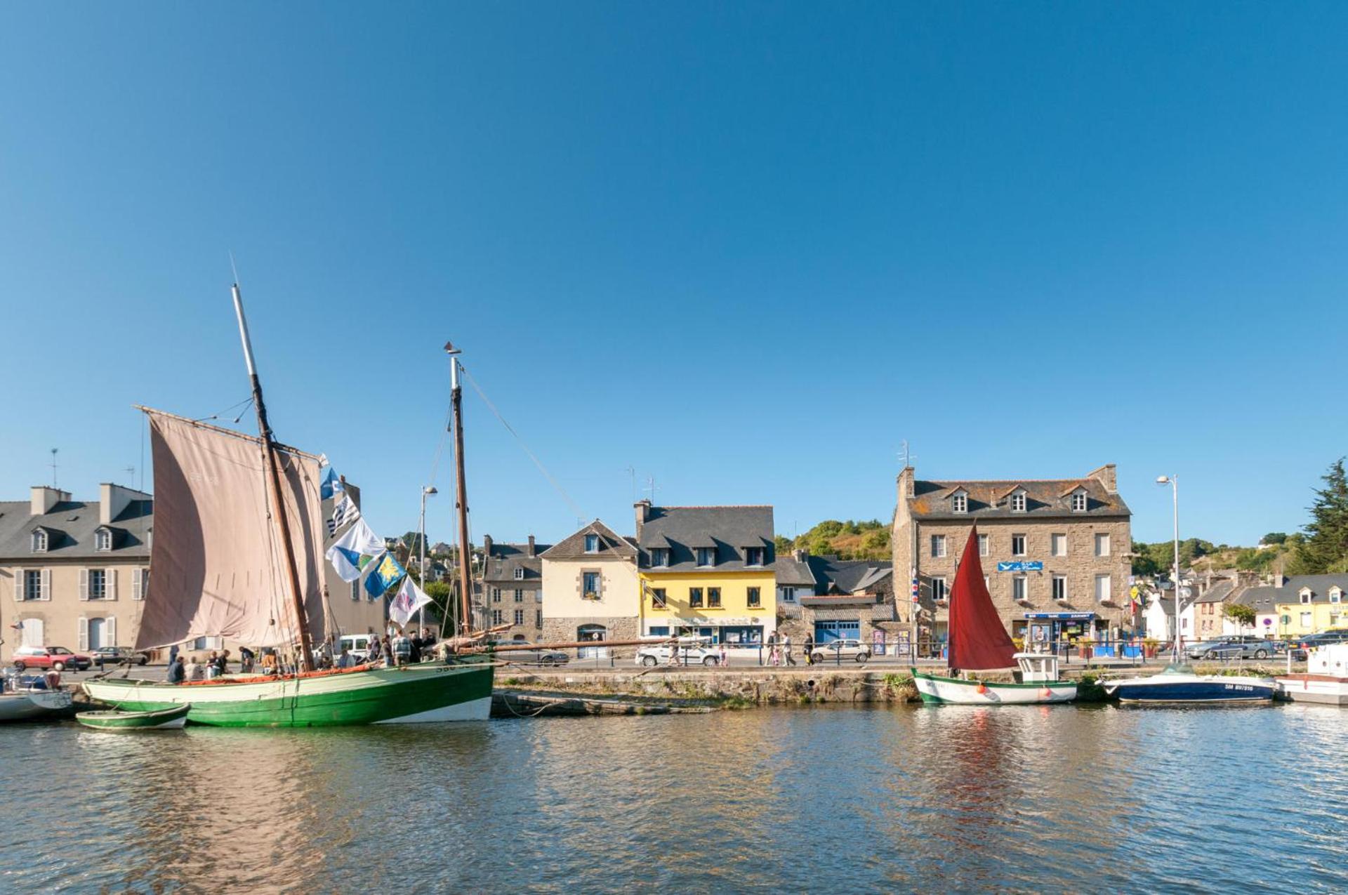 Superbe studio entre le port et le centre ville - LIT KING-SIZE, WiFi & NETFLIX gratuit, photo 8
