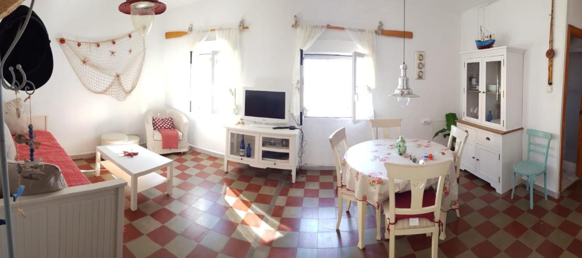 Auténtica vivienda de pescadores en primerísima línea de playa photo 2