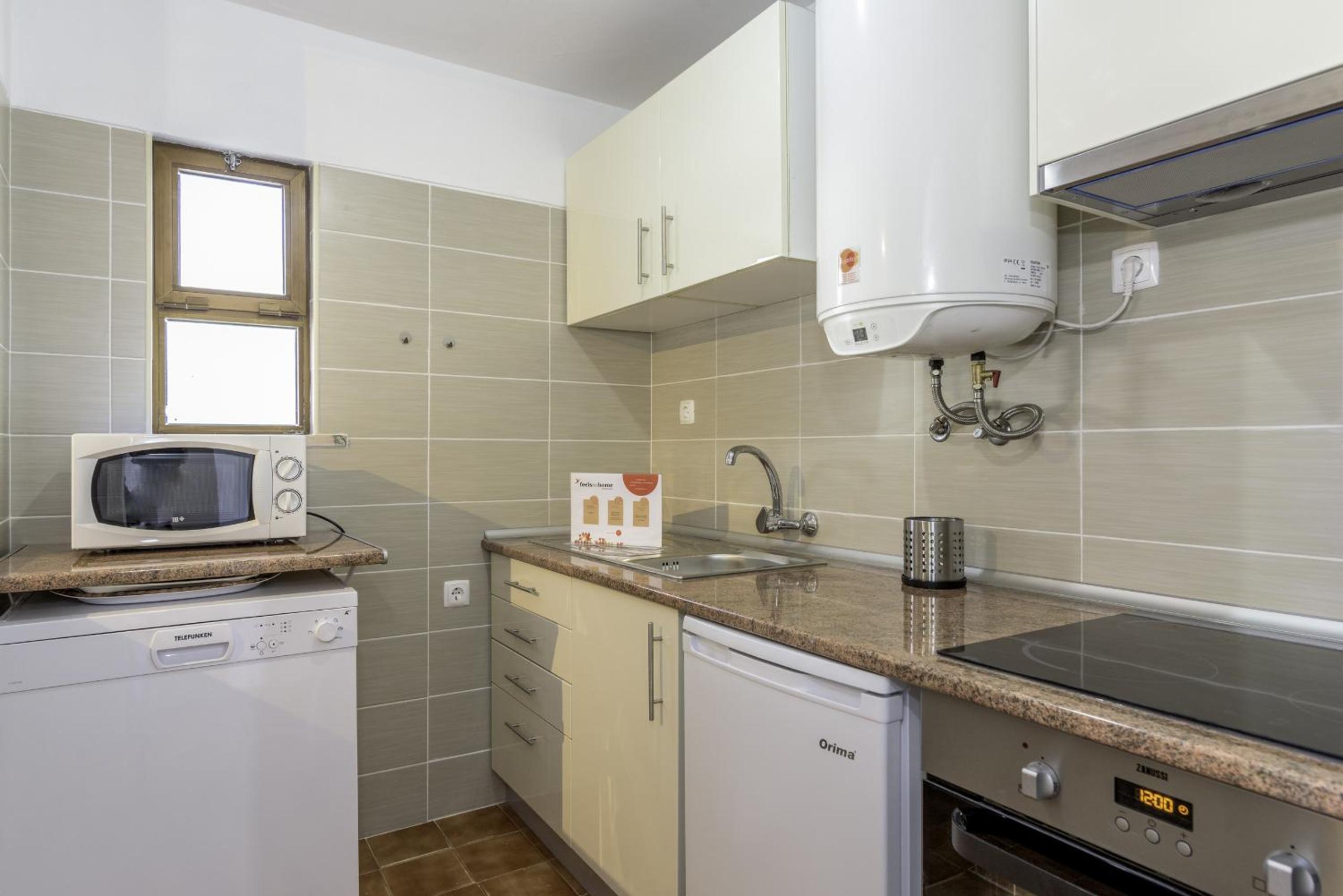 FLH Gaivotas Cozy House view 3