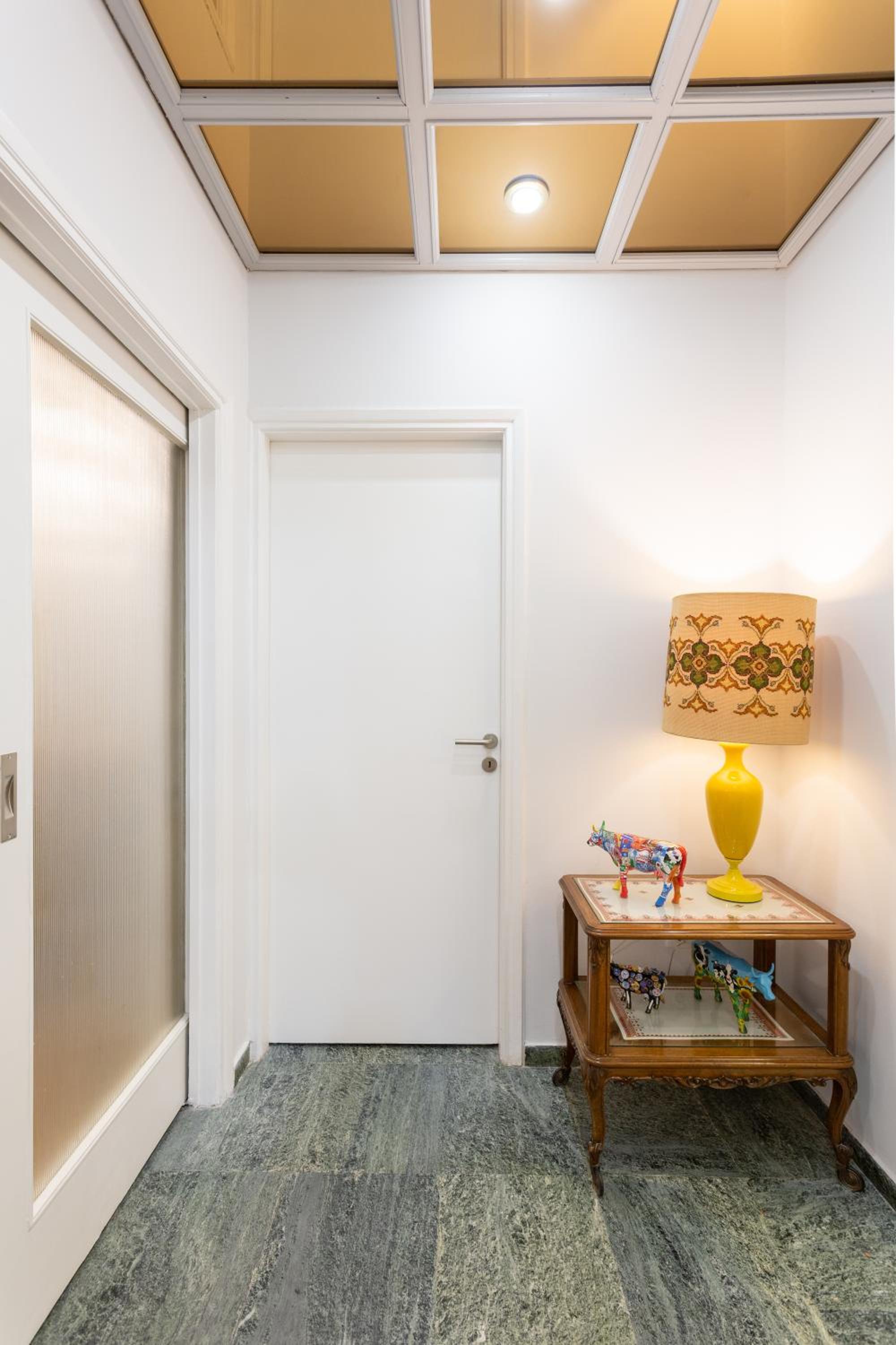 A Short Walk to Syntagma and Plaka by Athenian Homes