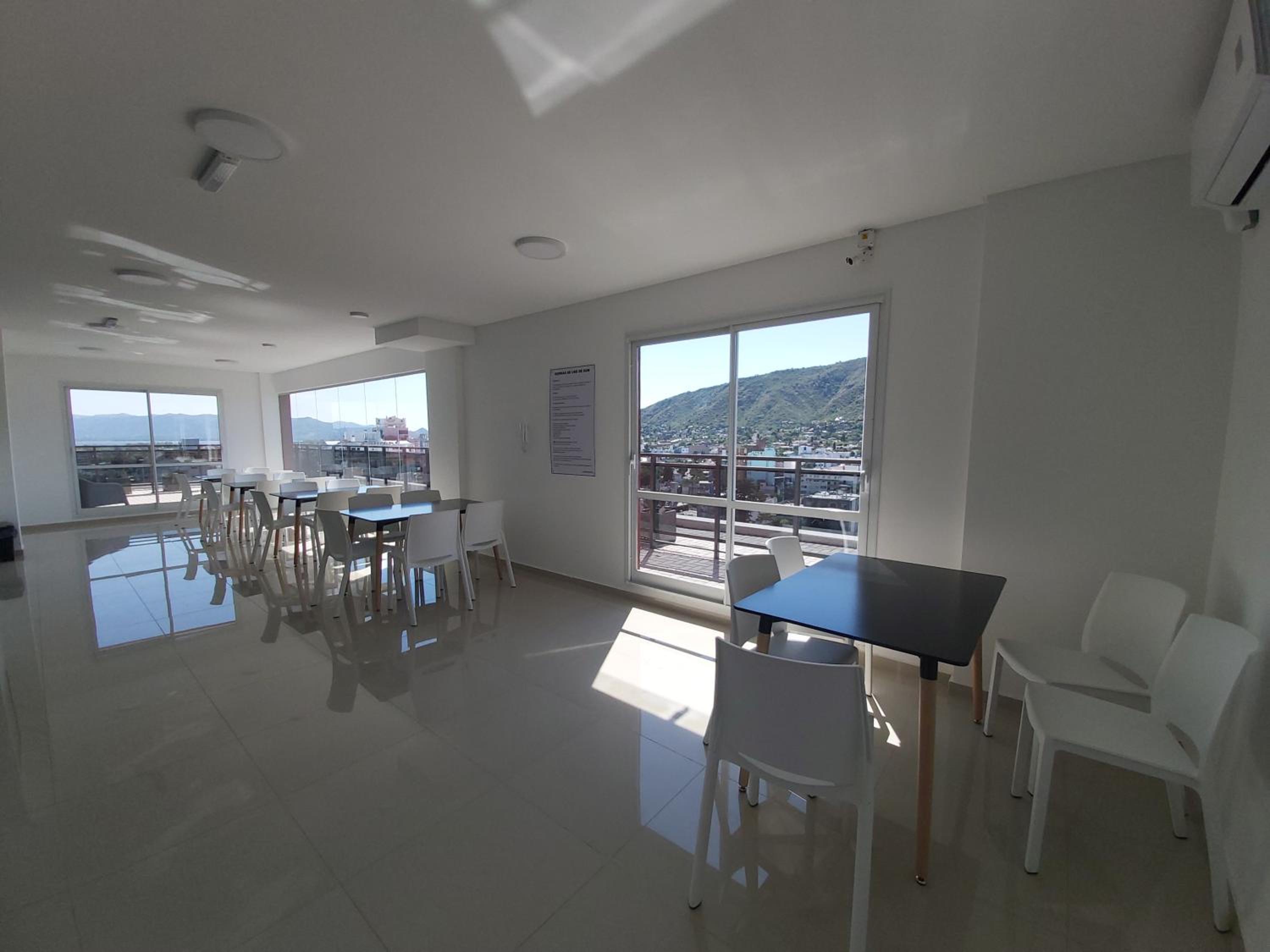 Edificio Leonardo, 5to piso