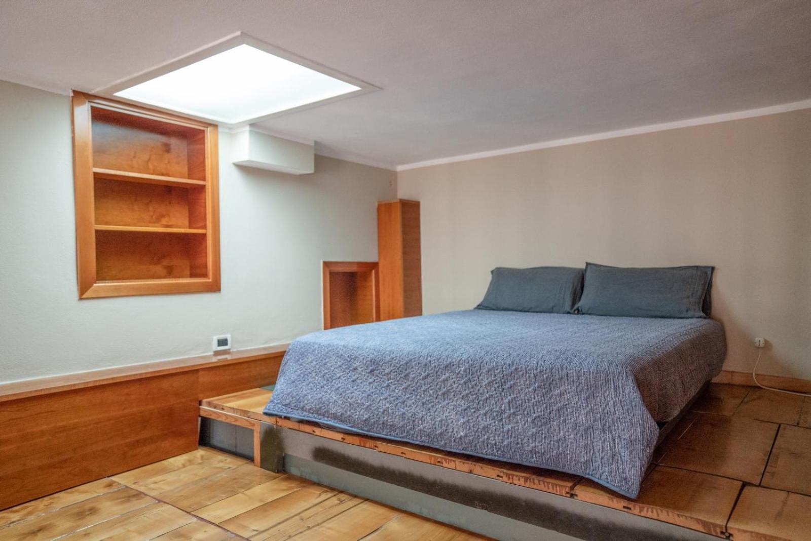 Corso Vittorio Rustic Loft en Cagliari — hotel room