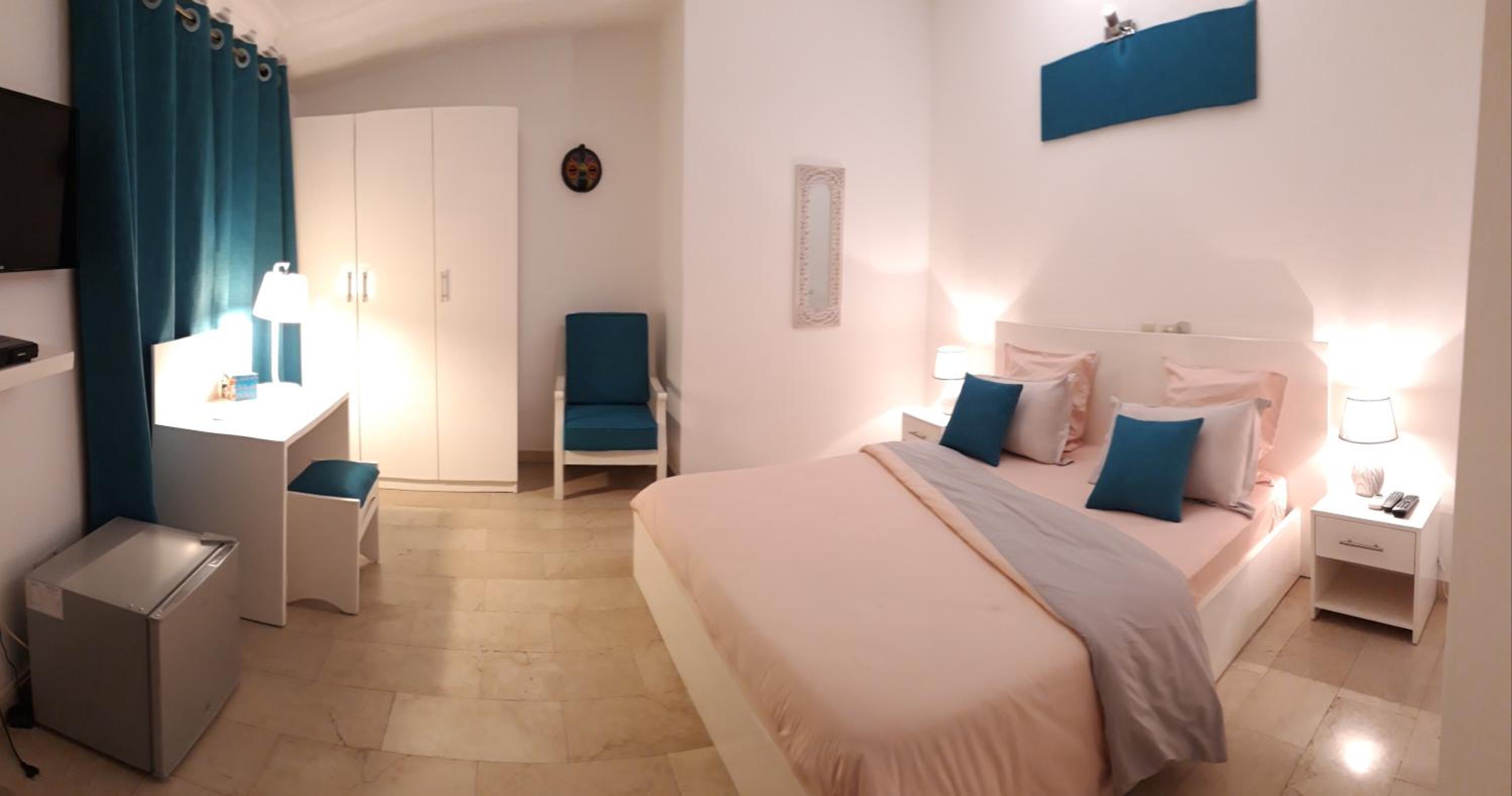 hotel room