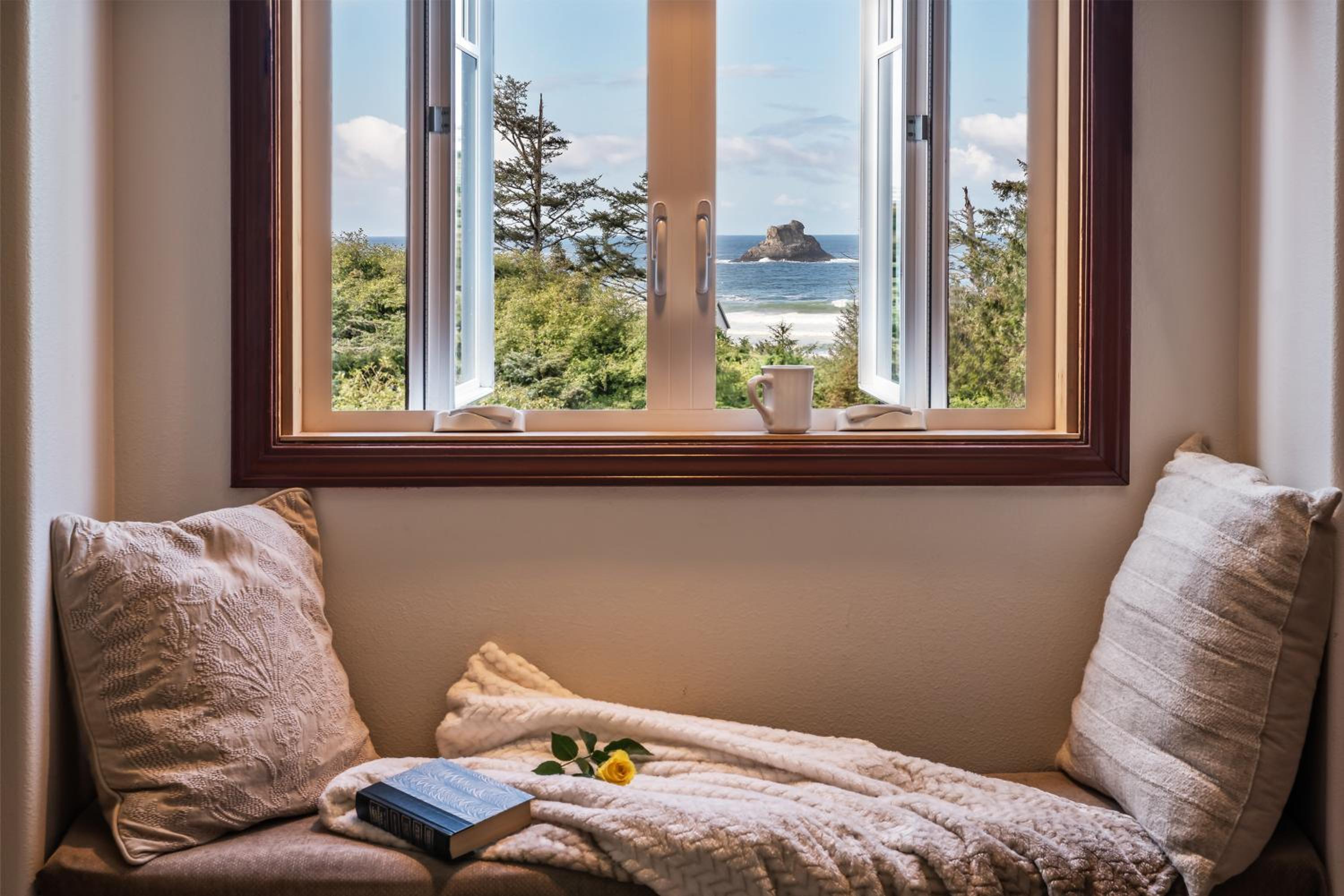 Arch Cape Inn and Retreat