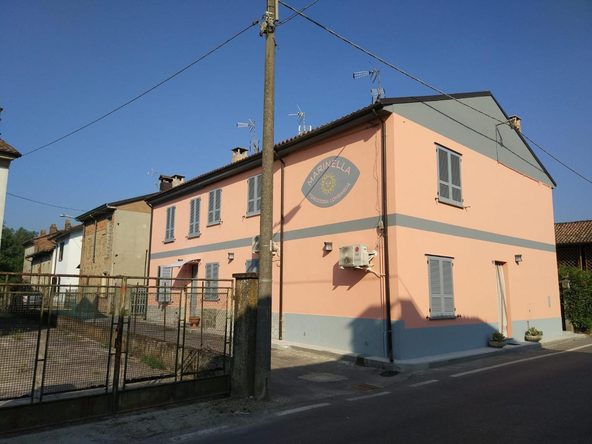 Marinella Guest House