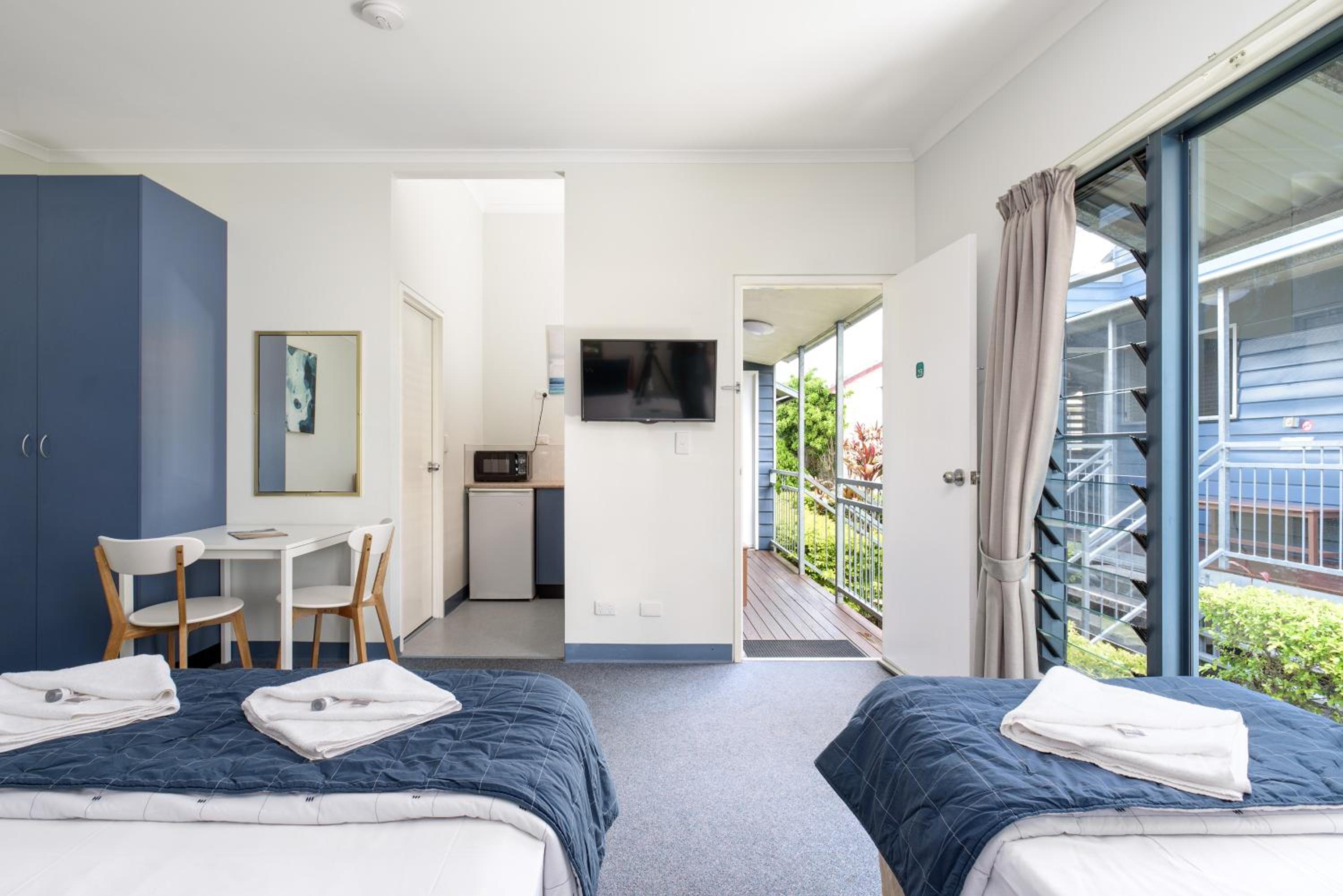Tin Can Bay's Sleepy Lagoon Motel