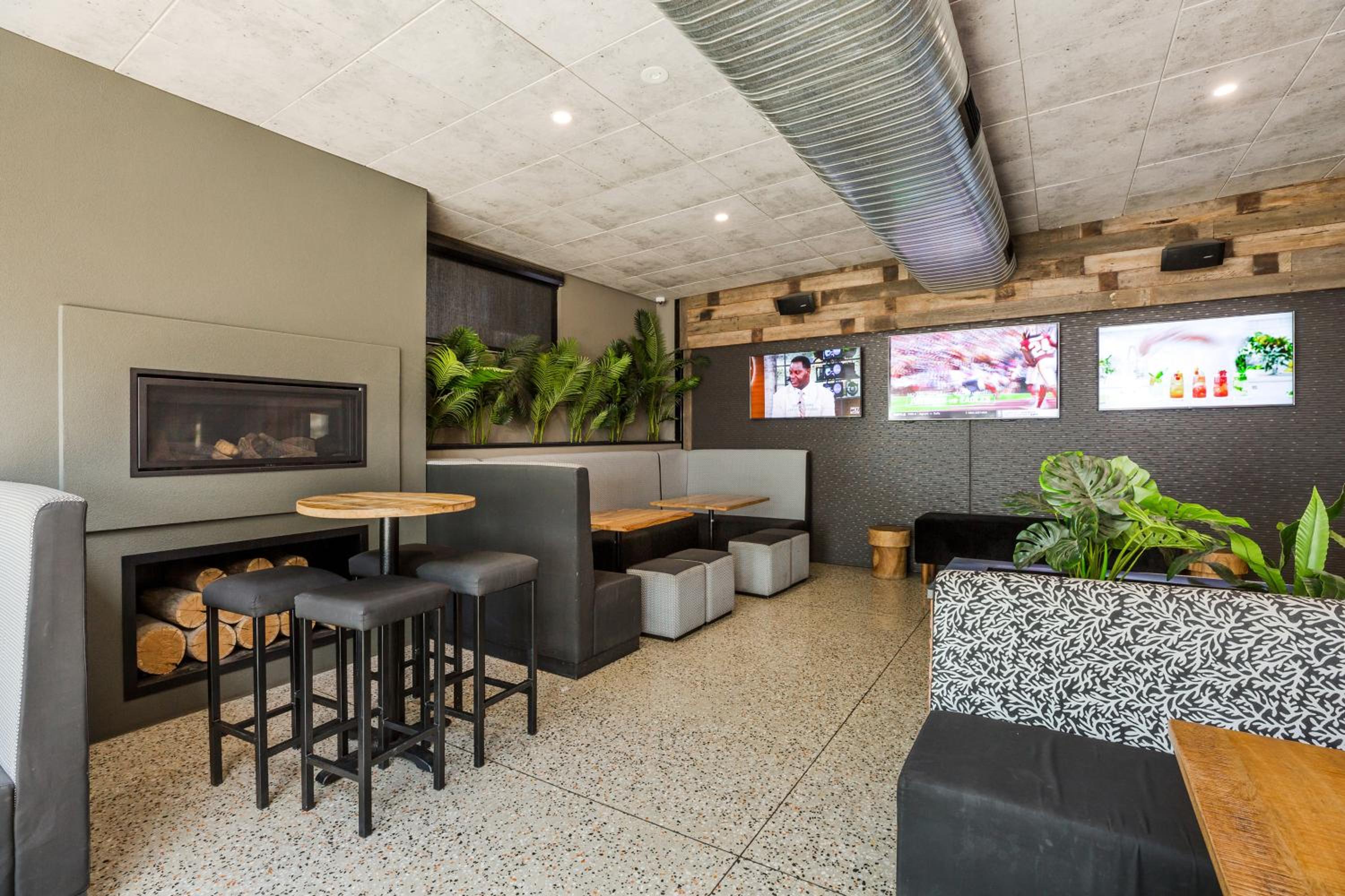 National Hotel Complex Bendigo