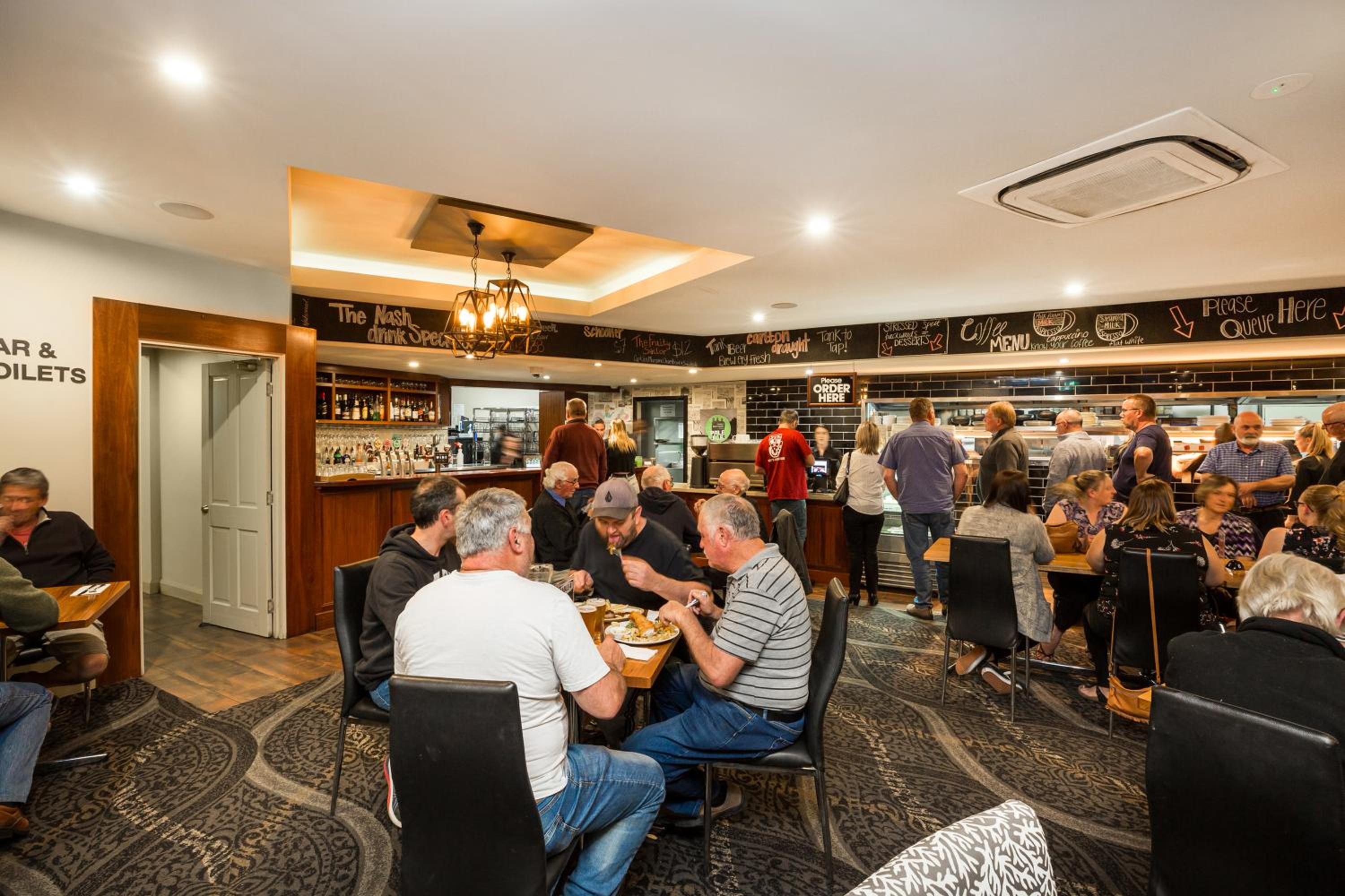 National Hotel Complex Bendigo