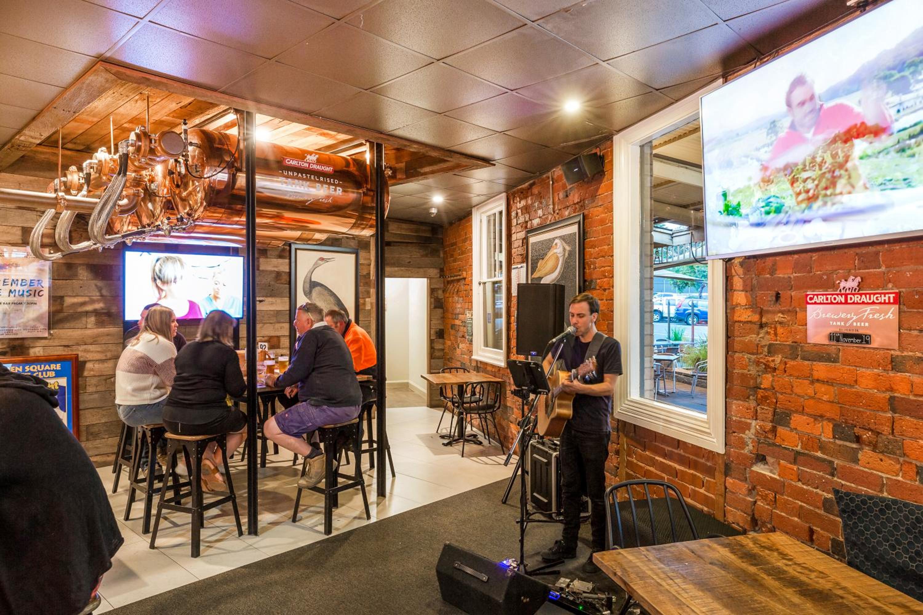 National Hotel Complex Bendigo