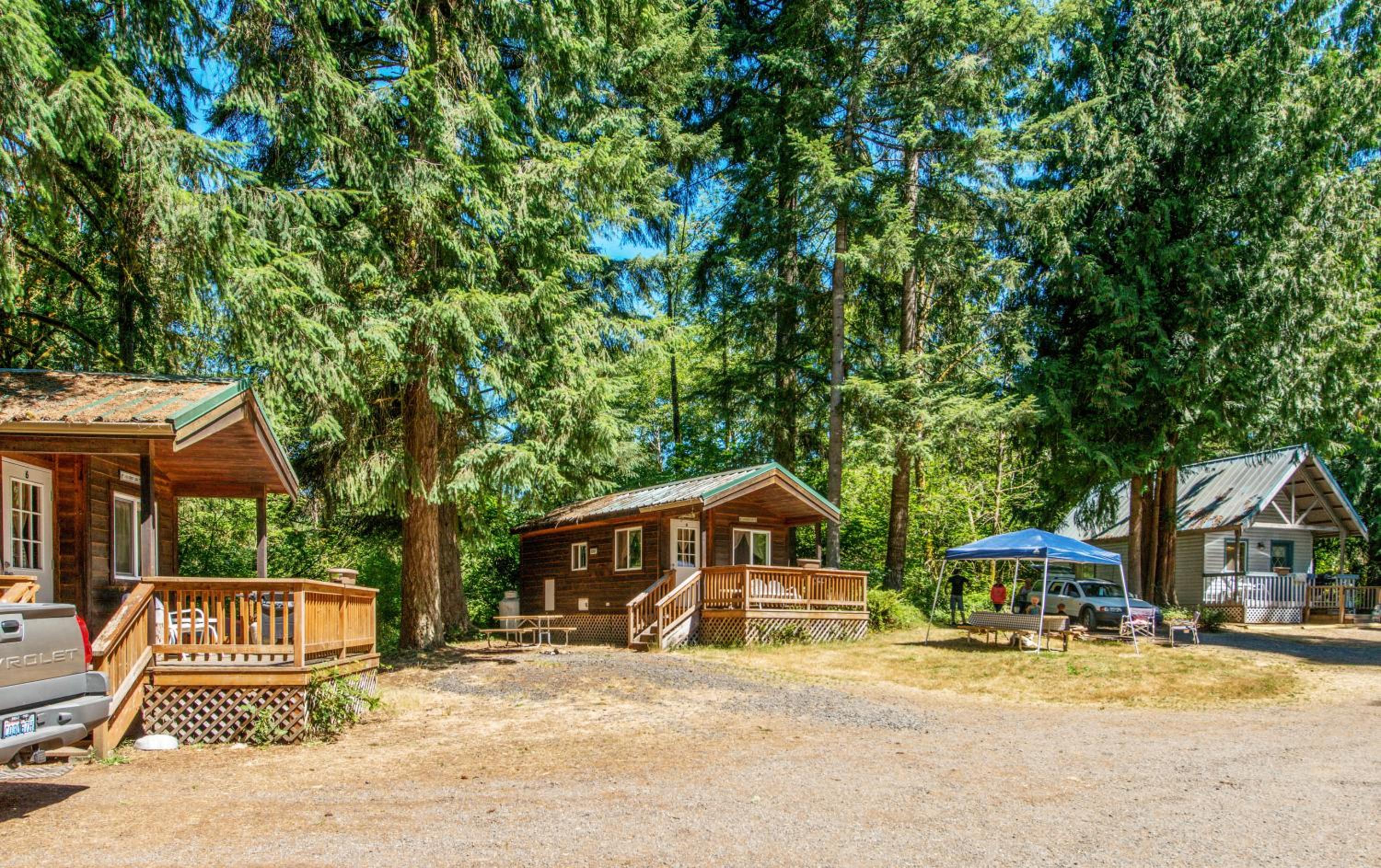 Chehalis Camping Resort One-Bedroom Cabin 2