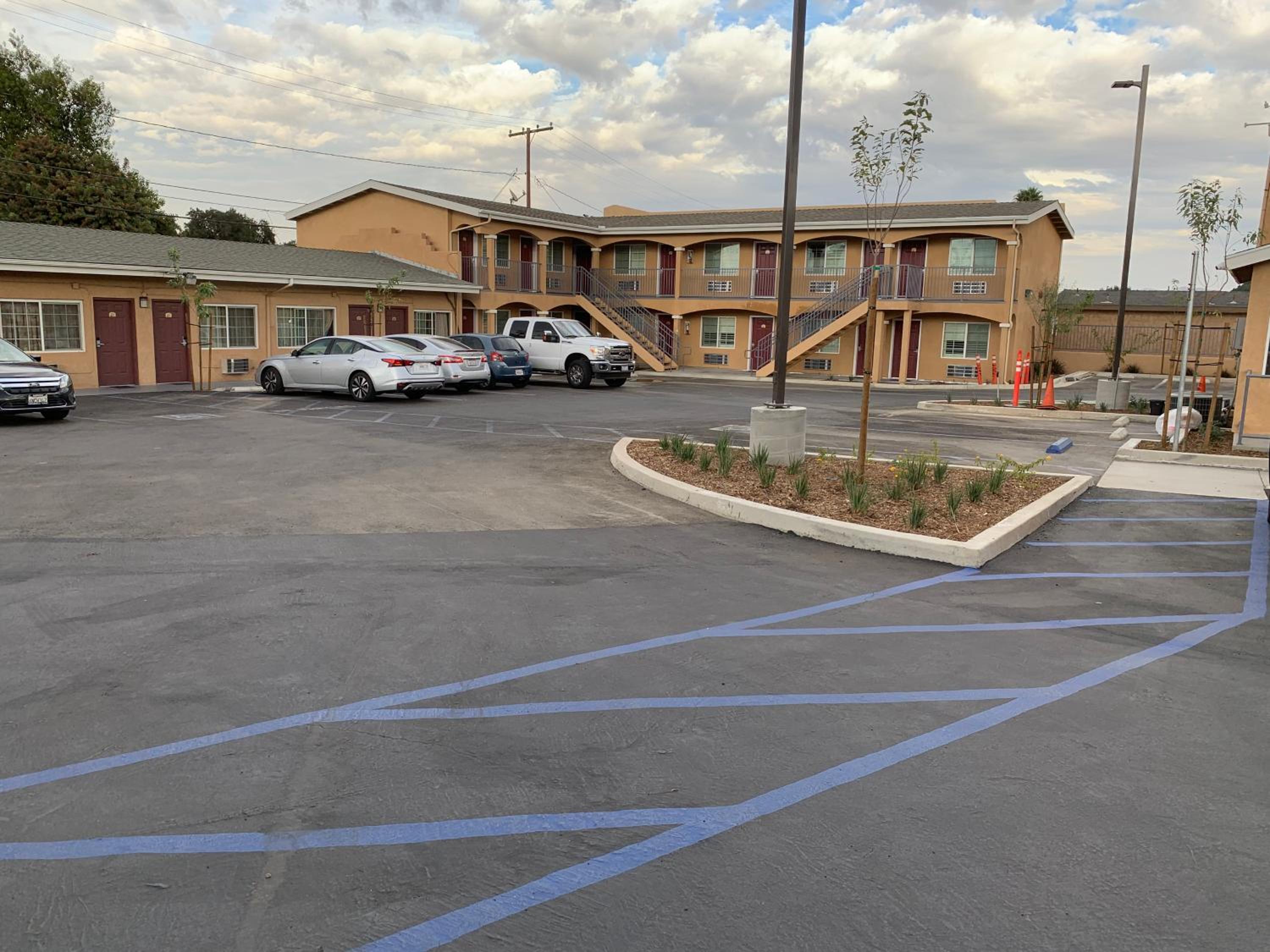 Desert Inn Motel