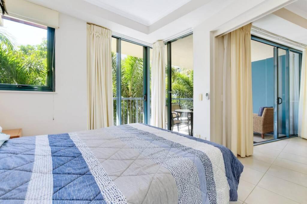 Beachside 1-Bedroom Apartment -Alex and Mooloolaba