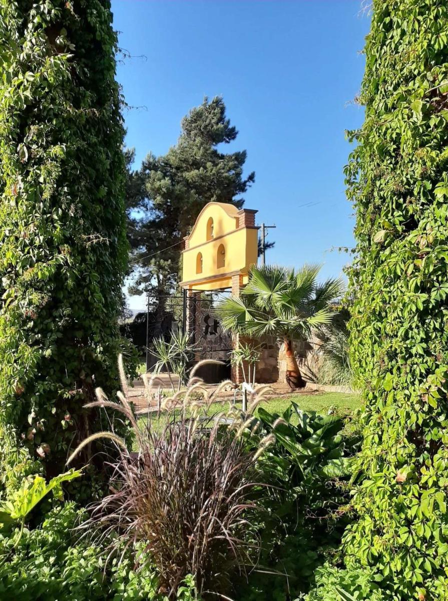 Hotel Rancho El Campanario en La Ruta del Vino - Image 1