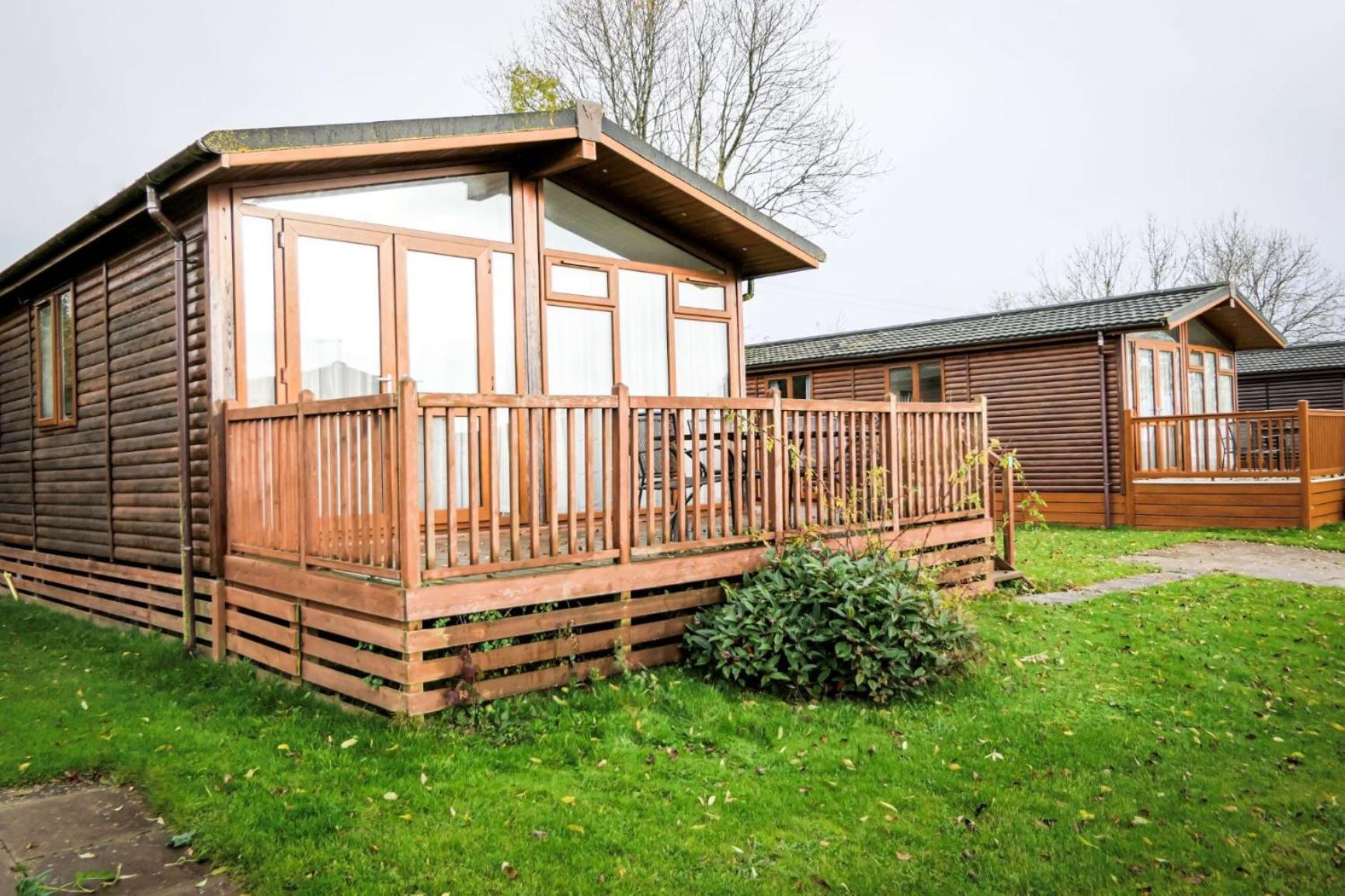 Dove Lodge Ashbourne Heights view 4