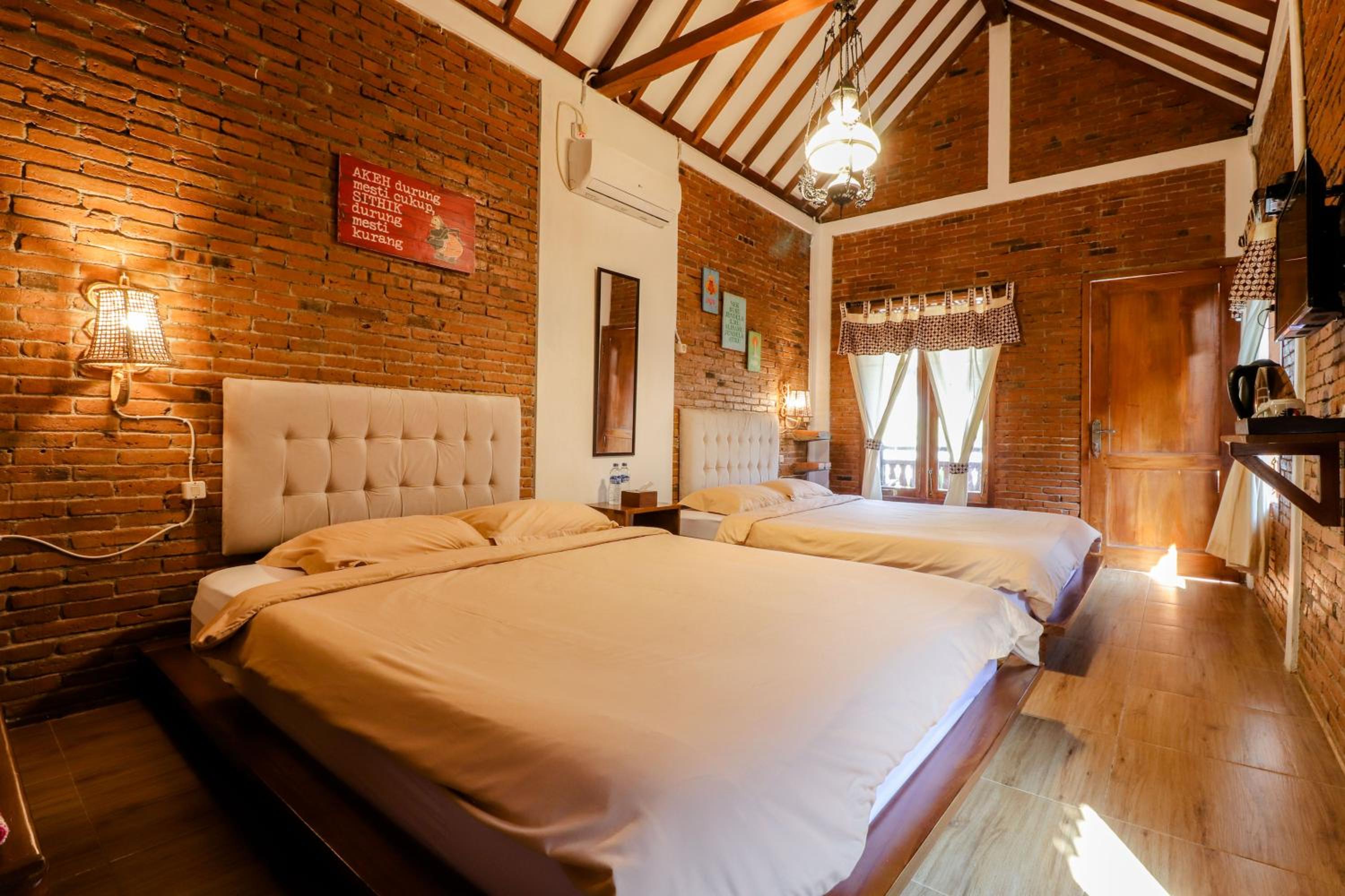 Omah Teras Bata Guesthouse, ย็อกยาการ์ตา - 11