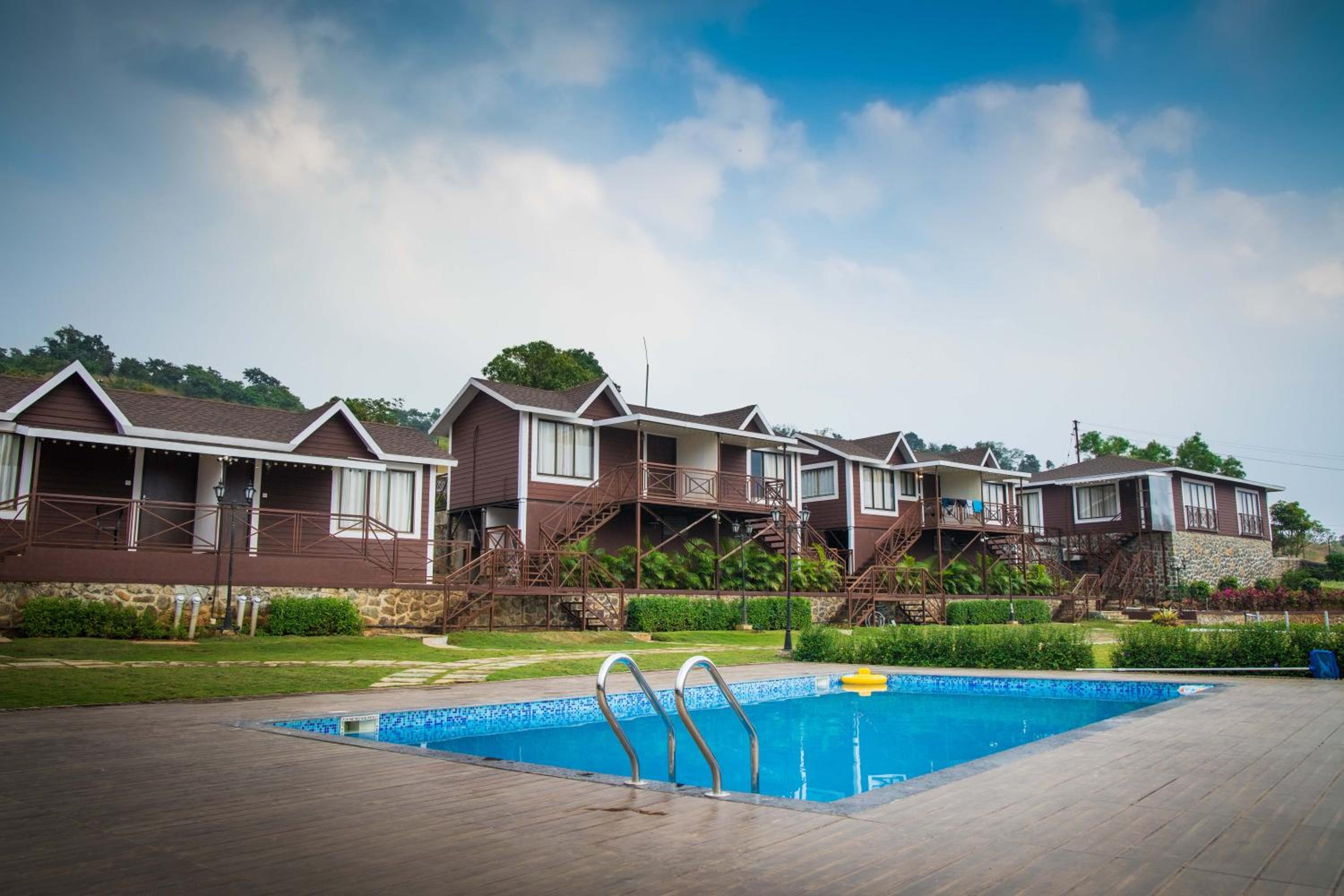 Green Velvet Resort-Near Pawna Lake view 4