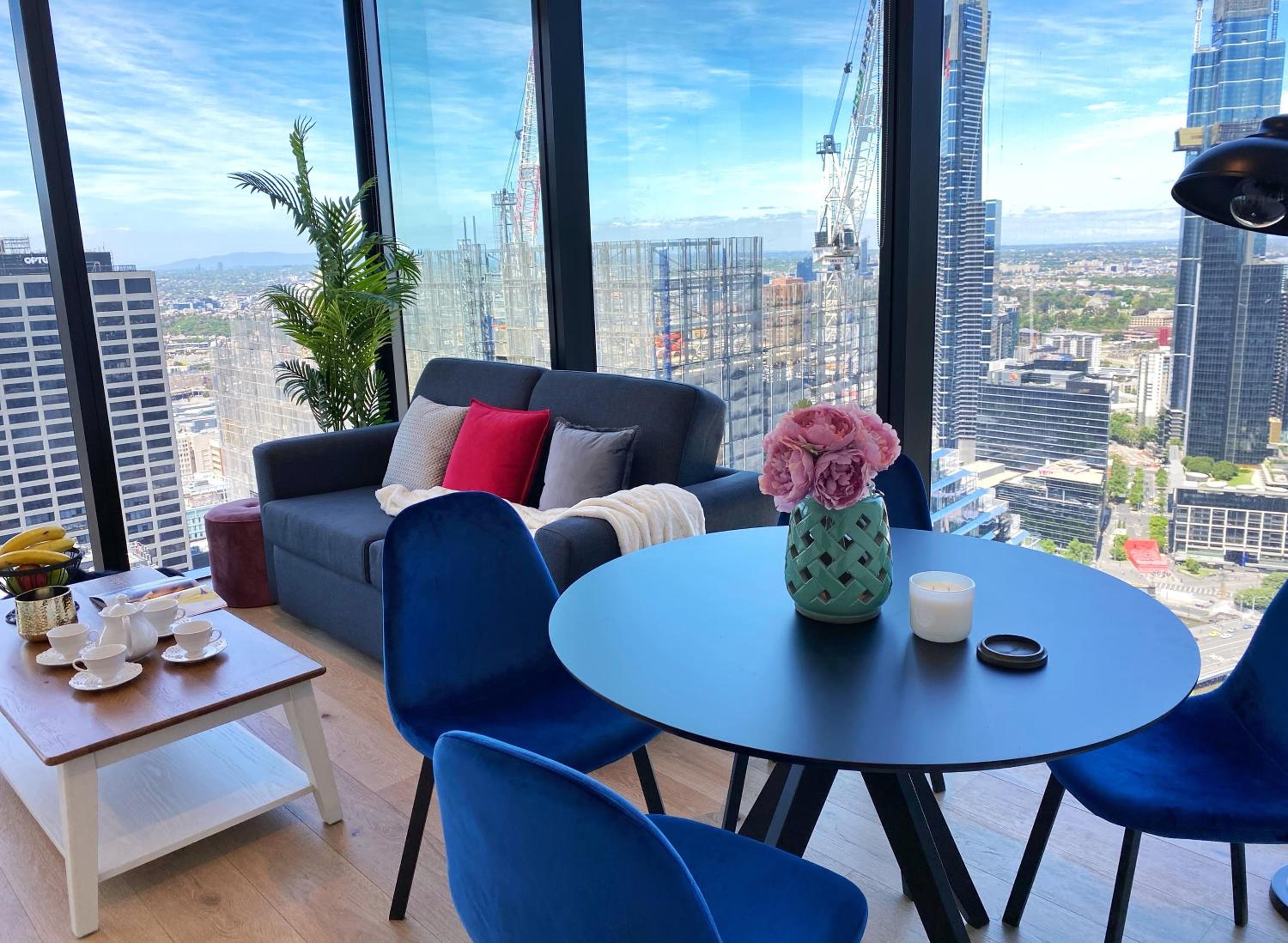 45th Floor! Fabulous View 2B2B SKY Stay On Collins