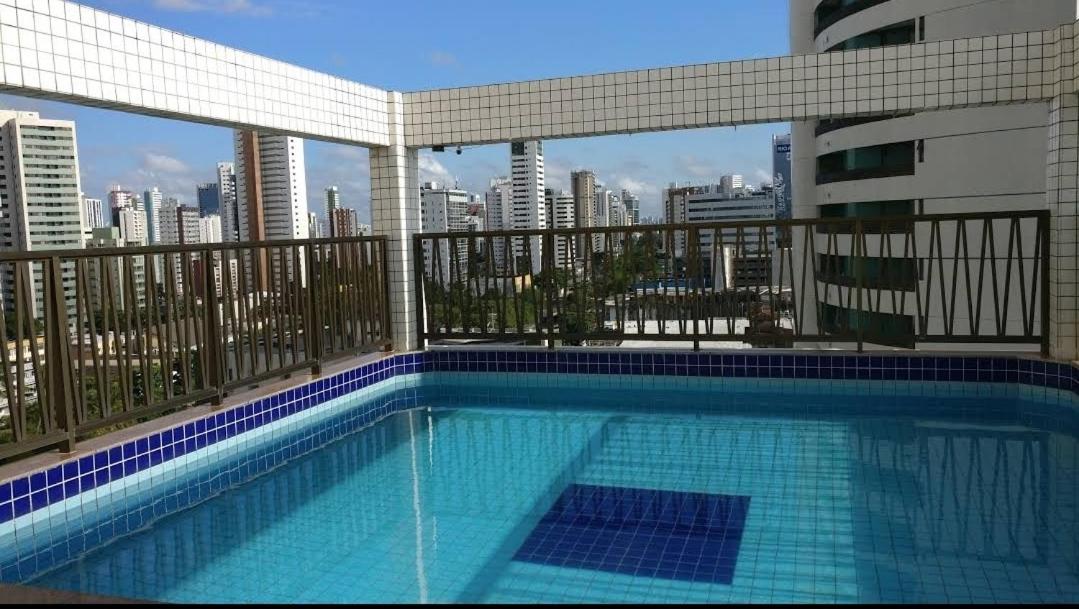 Boa Viagem Beach Flat apt 304 view 4