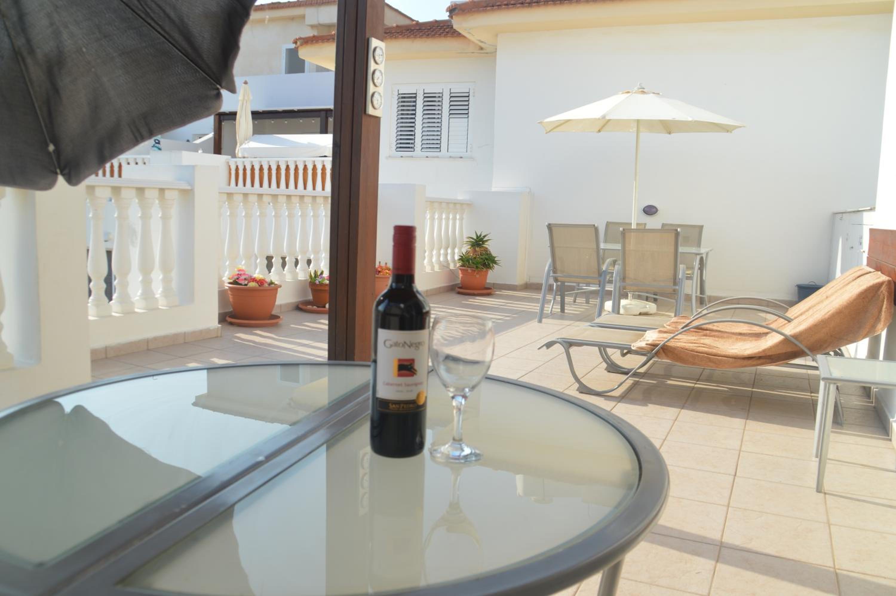 Kapparis Penthouse