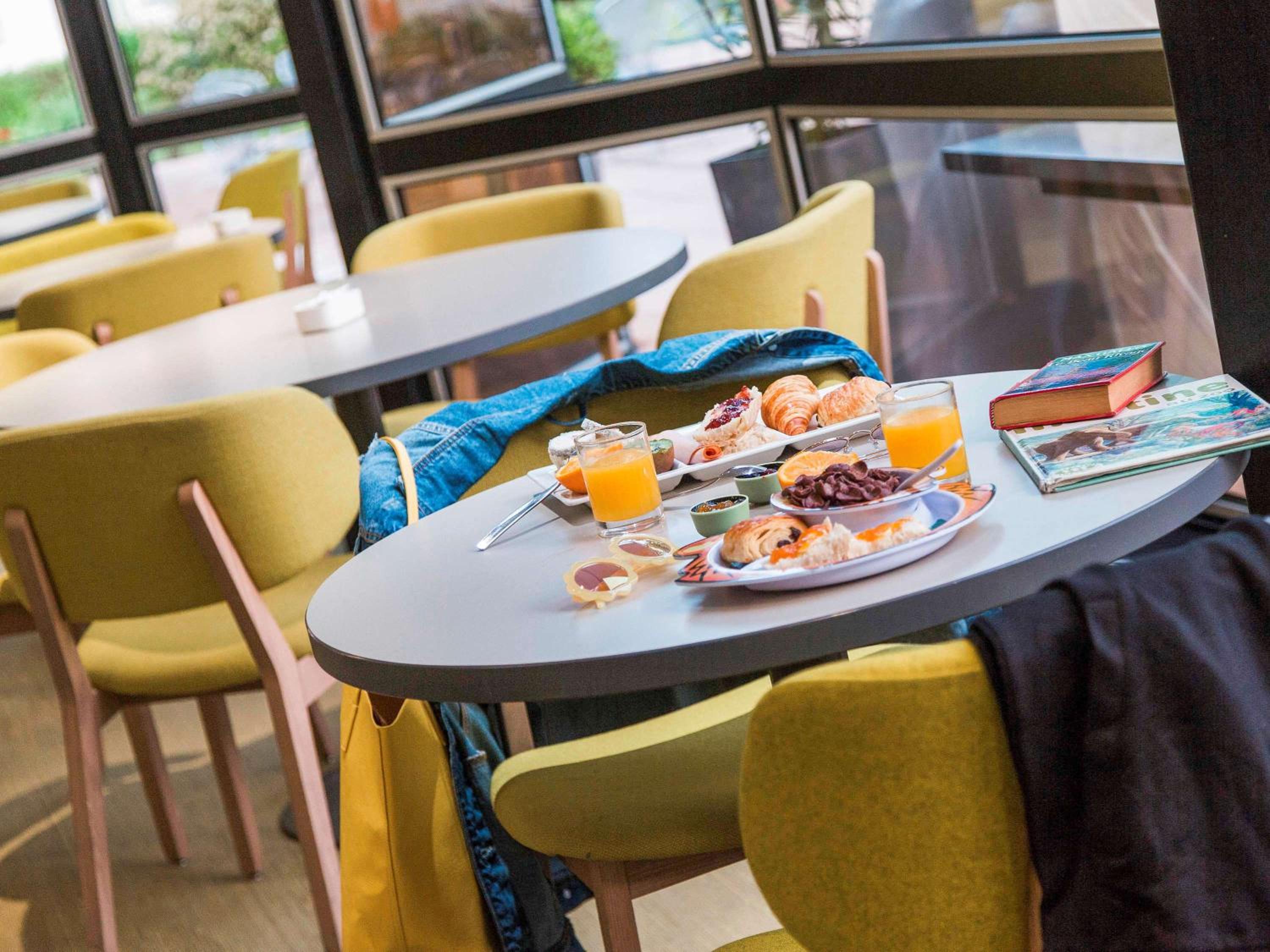 Chambray-les-Tours Vacations - ibis Styles Tours Sud - Property Image 4