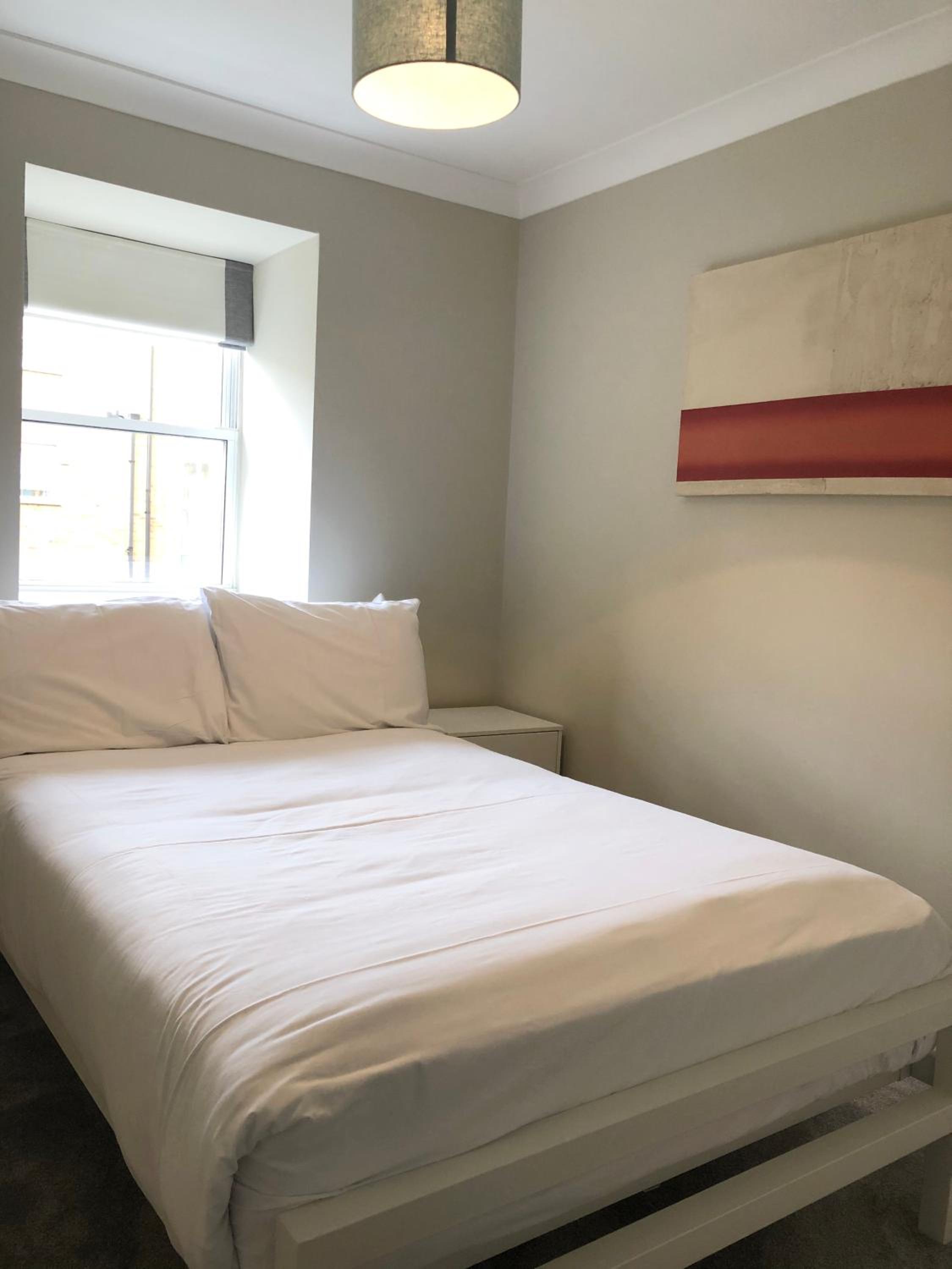 Stylish Apartments in Victoria & Westminster