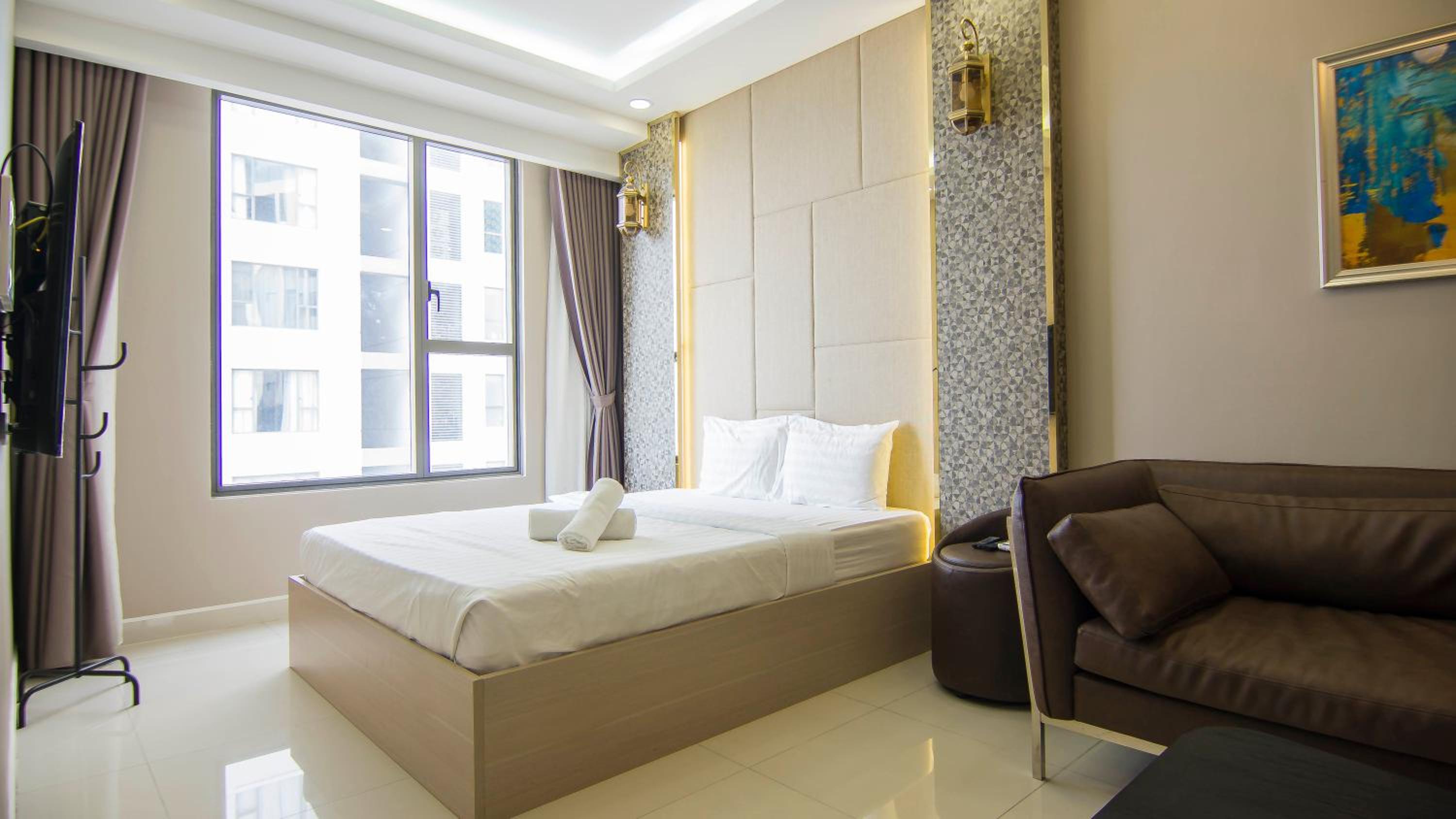 SAI GON HOME PARTY STUDIO-FREE POOL AND GYM AT CITY CENTER
