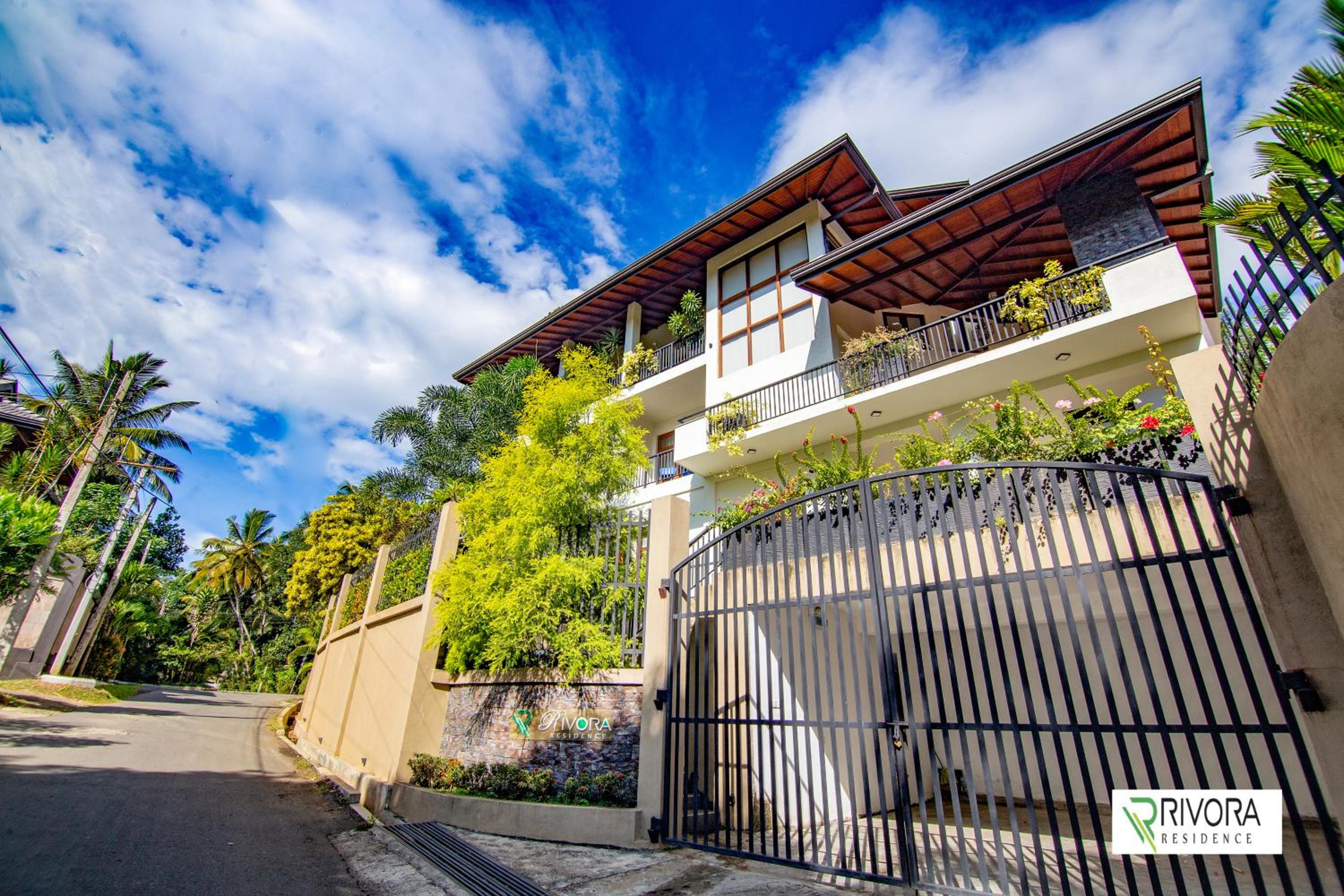 Rivora Residence