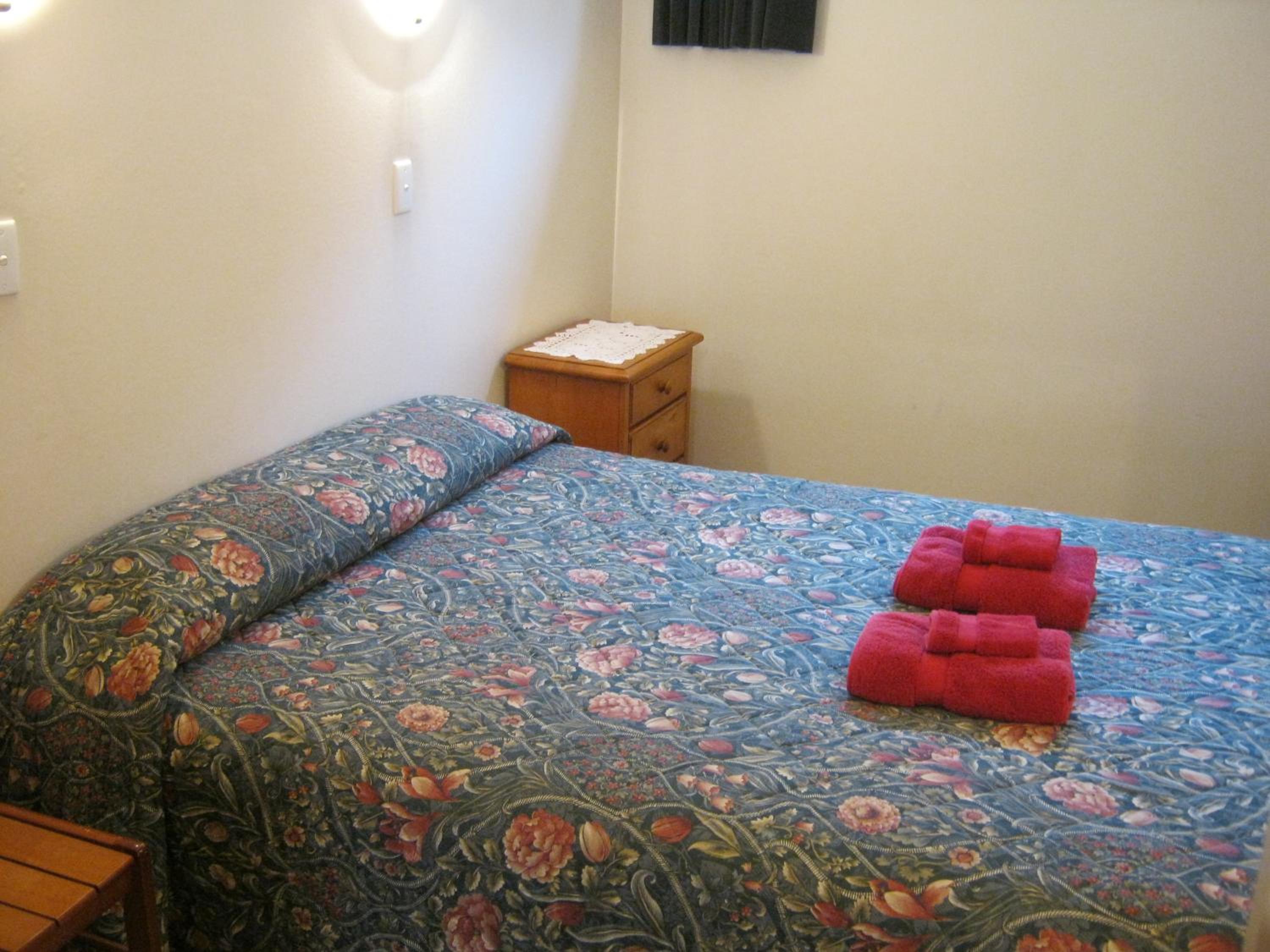 Blue Dolphin Motel