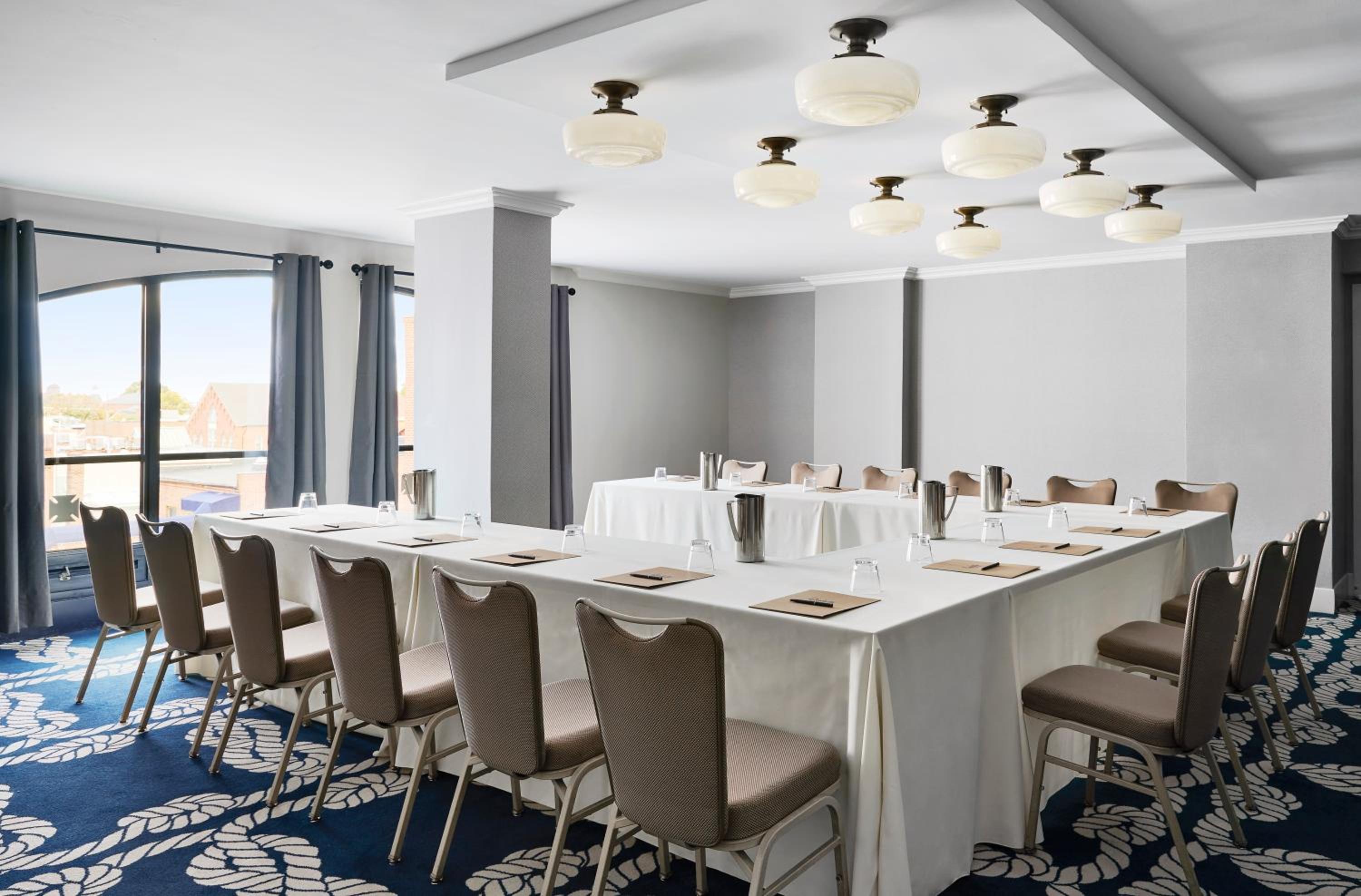 Annapolis Vacations - Graduate by Hilton Annapolis - Property Image 10