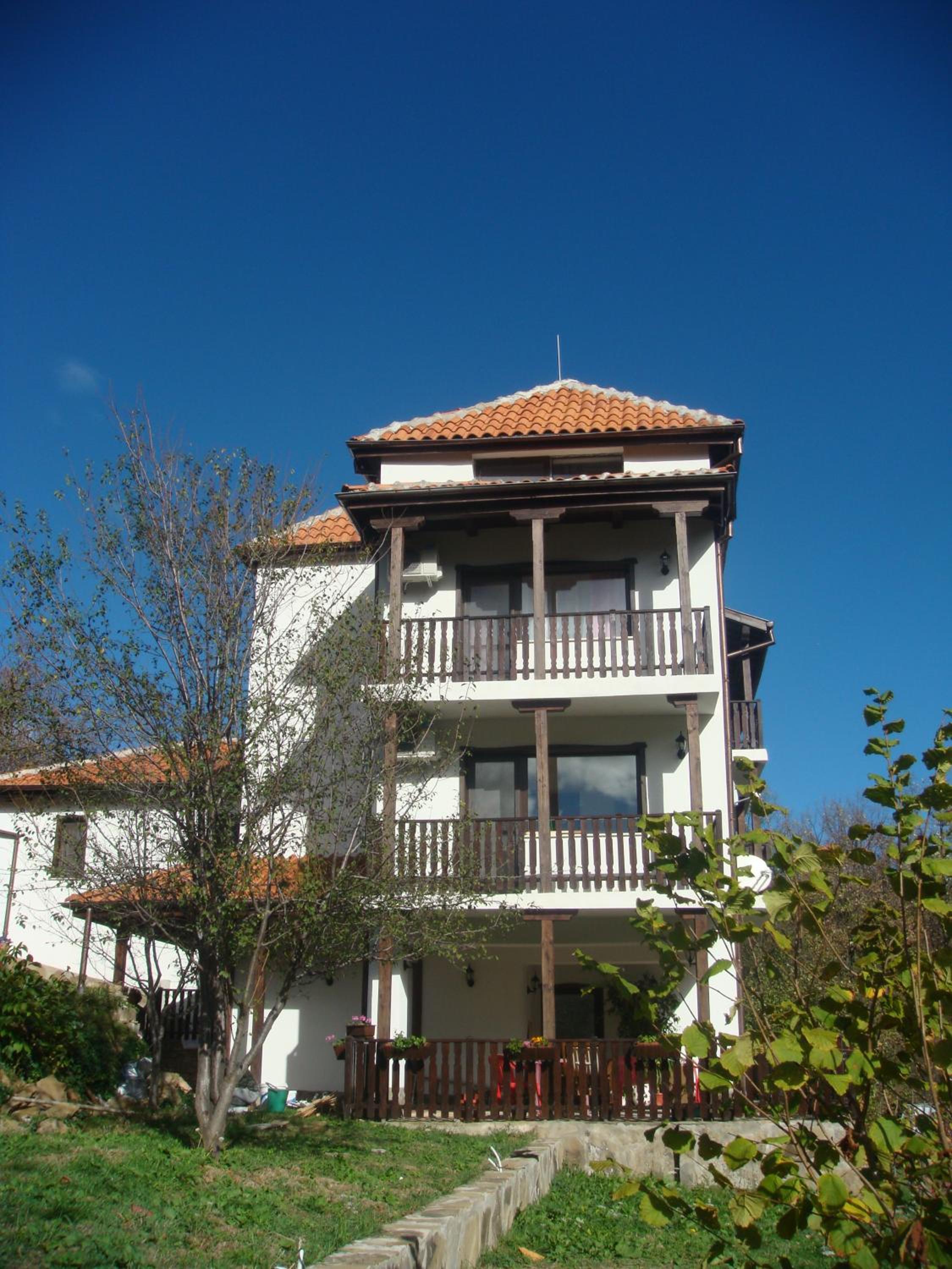 Family Hotel and Restaurant Plamena