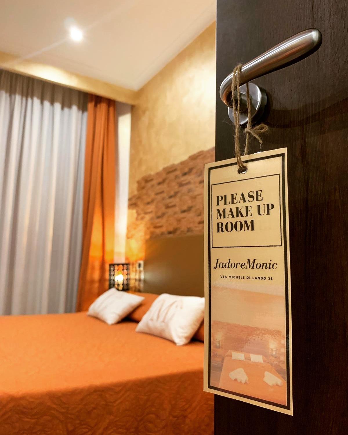 Jadore Monic