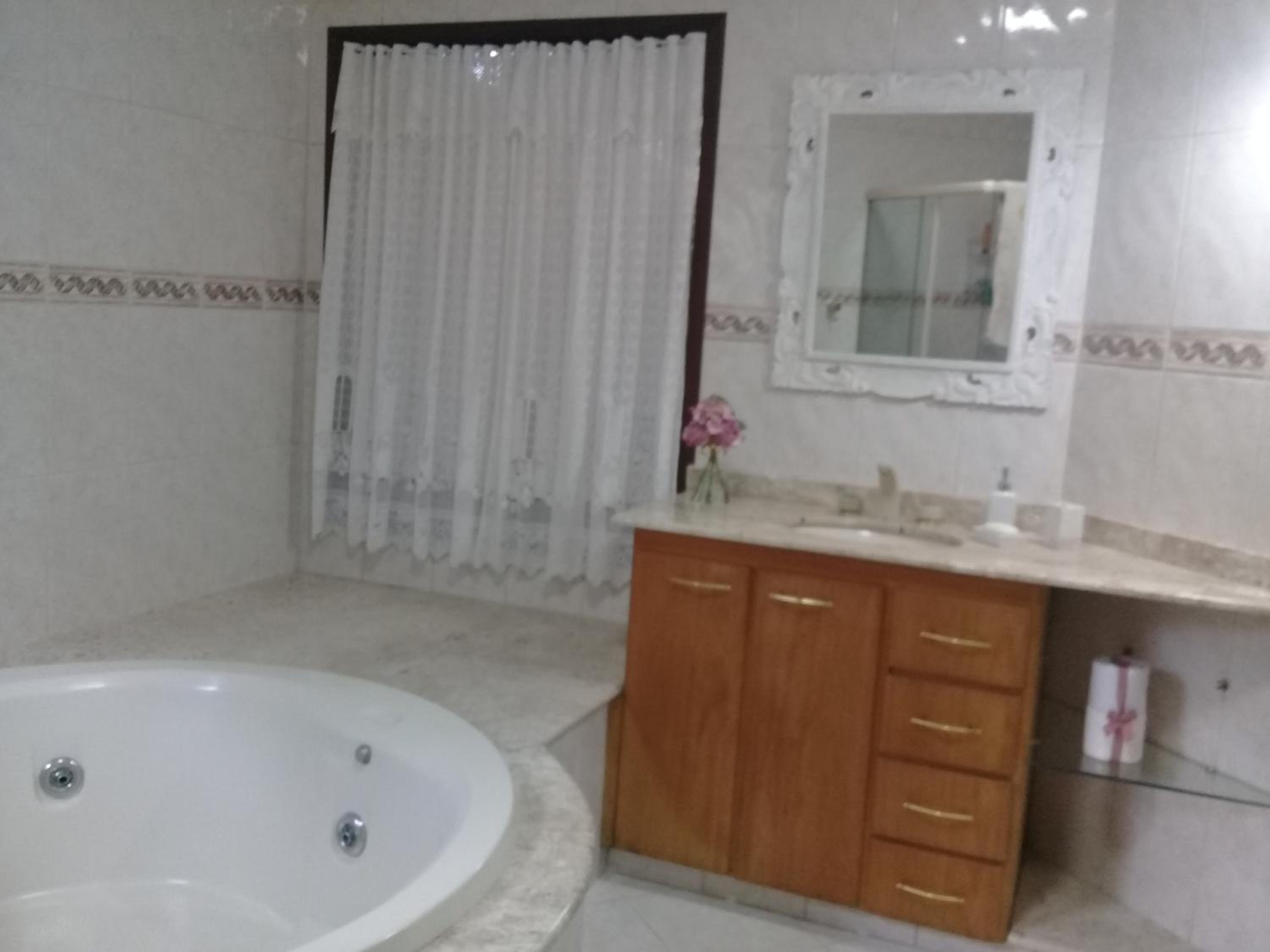 Mansão Adonai nas Cachoeiras de Penedo