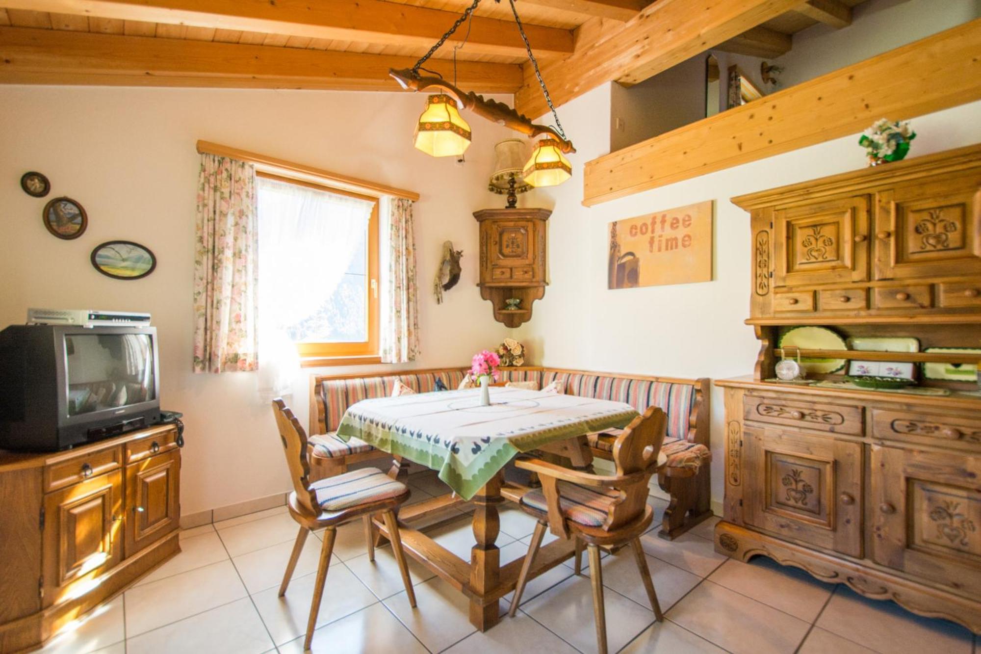 Ferienwohnung Cuntera view 4