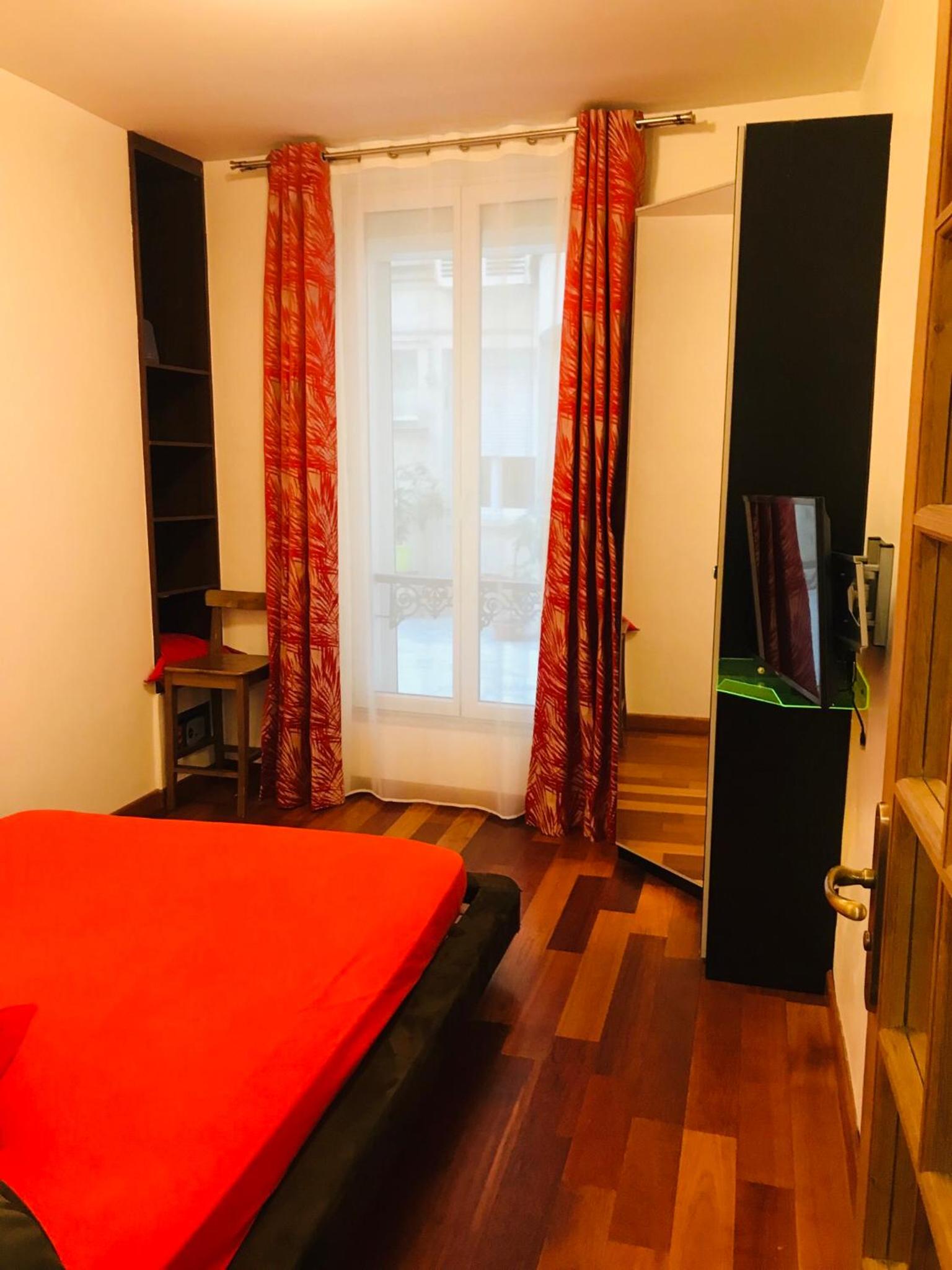 Abbesses Montmartre Apartment