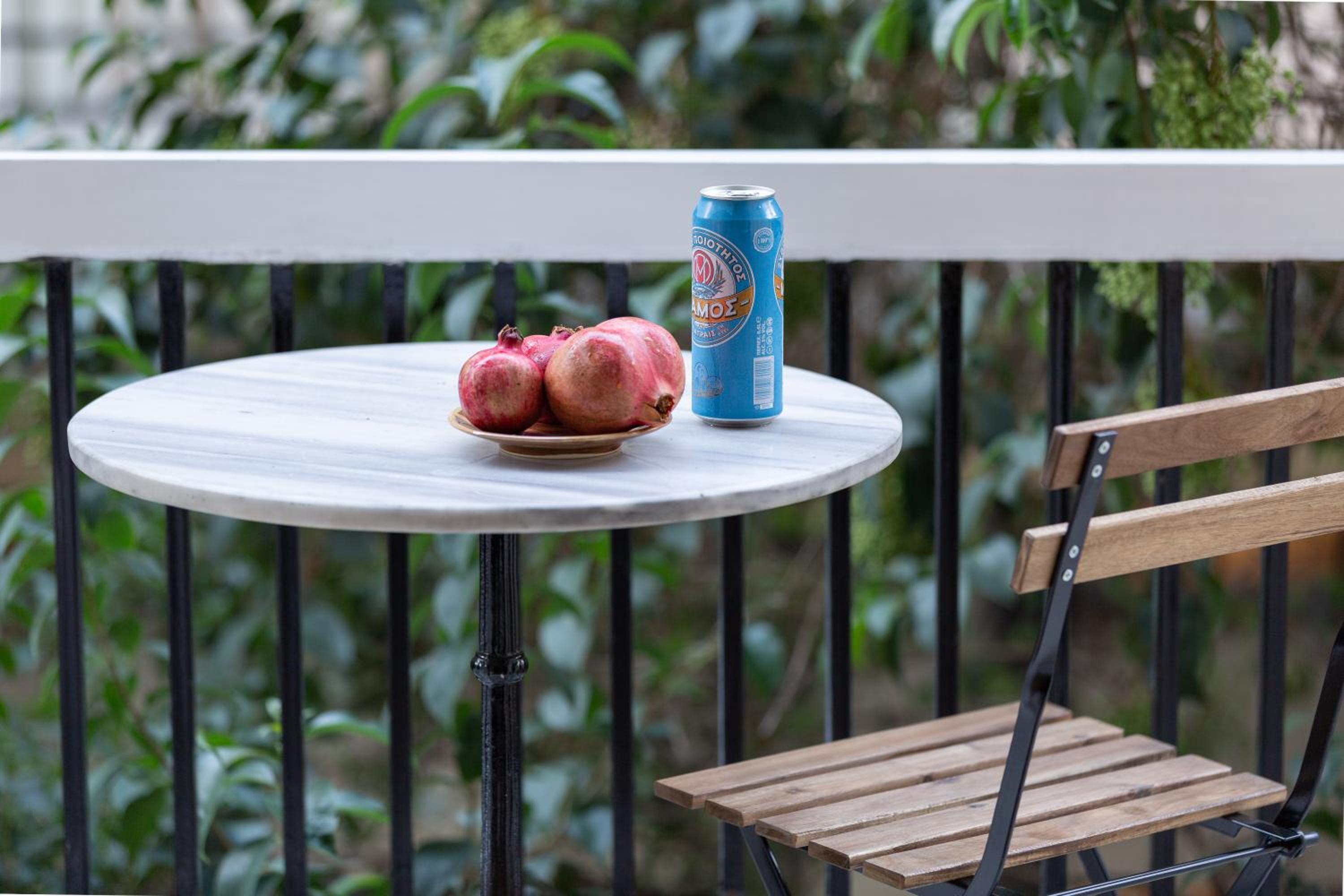A Short Walk to Syntagma and Plaka by Athenian Homes