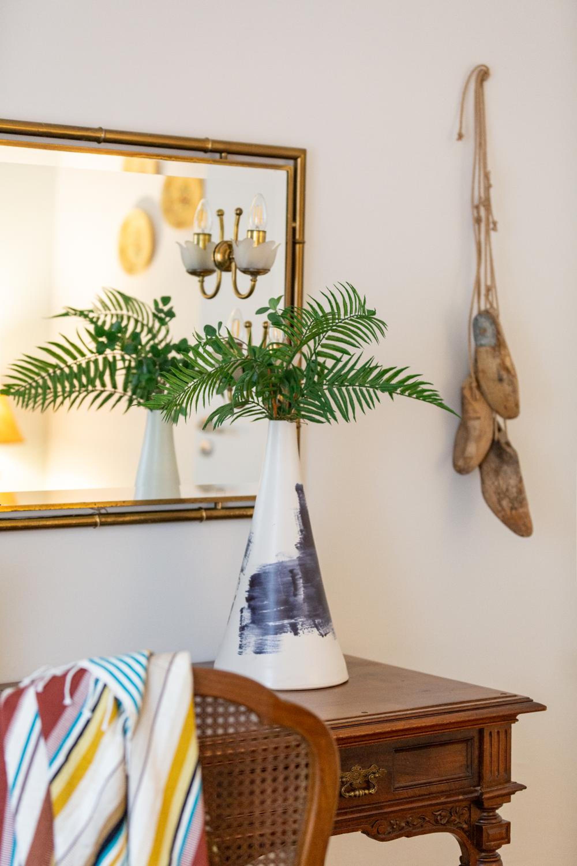 A Short Walk to Syntagma and Plaka by Athenian Homes