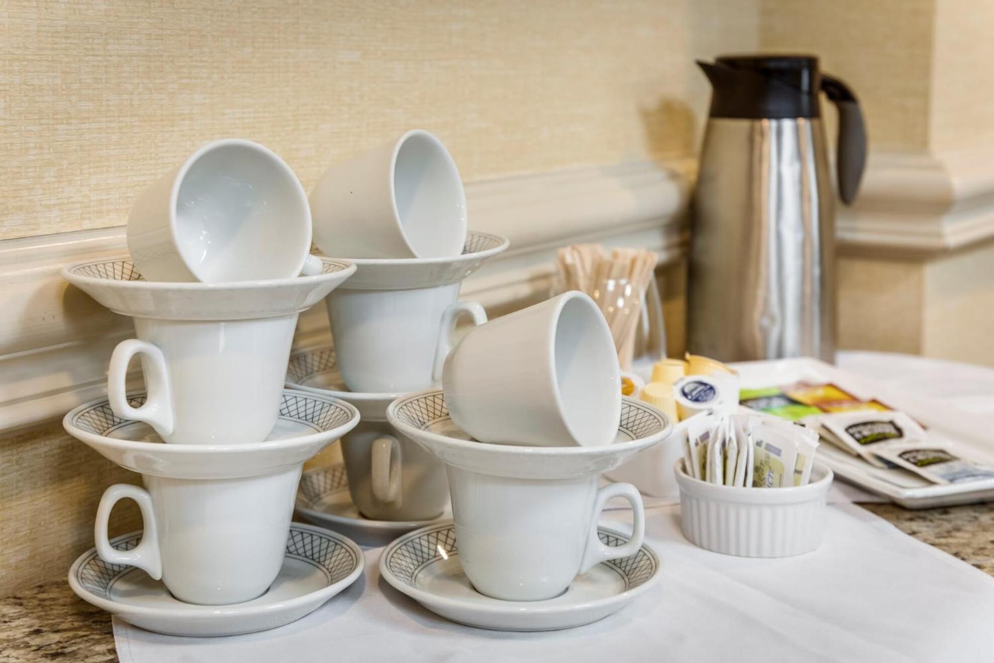 Toronto Vacations - Monte Carlo Inn Markham - Property Image 3