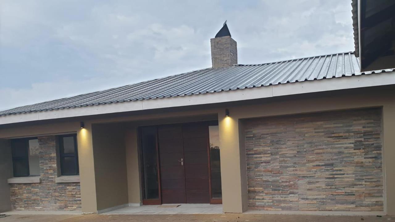 42@ Ditholo Game Lodge view 2