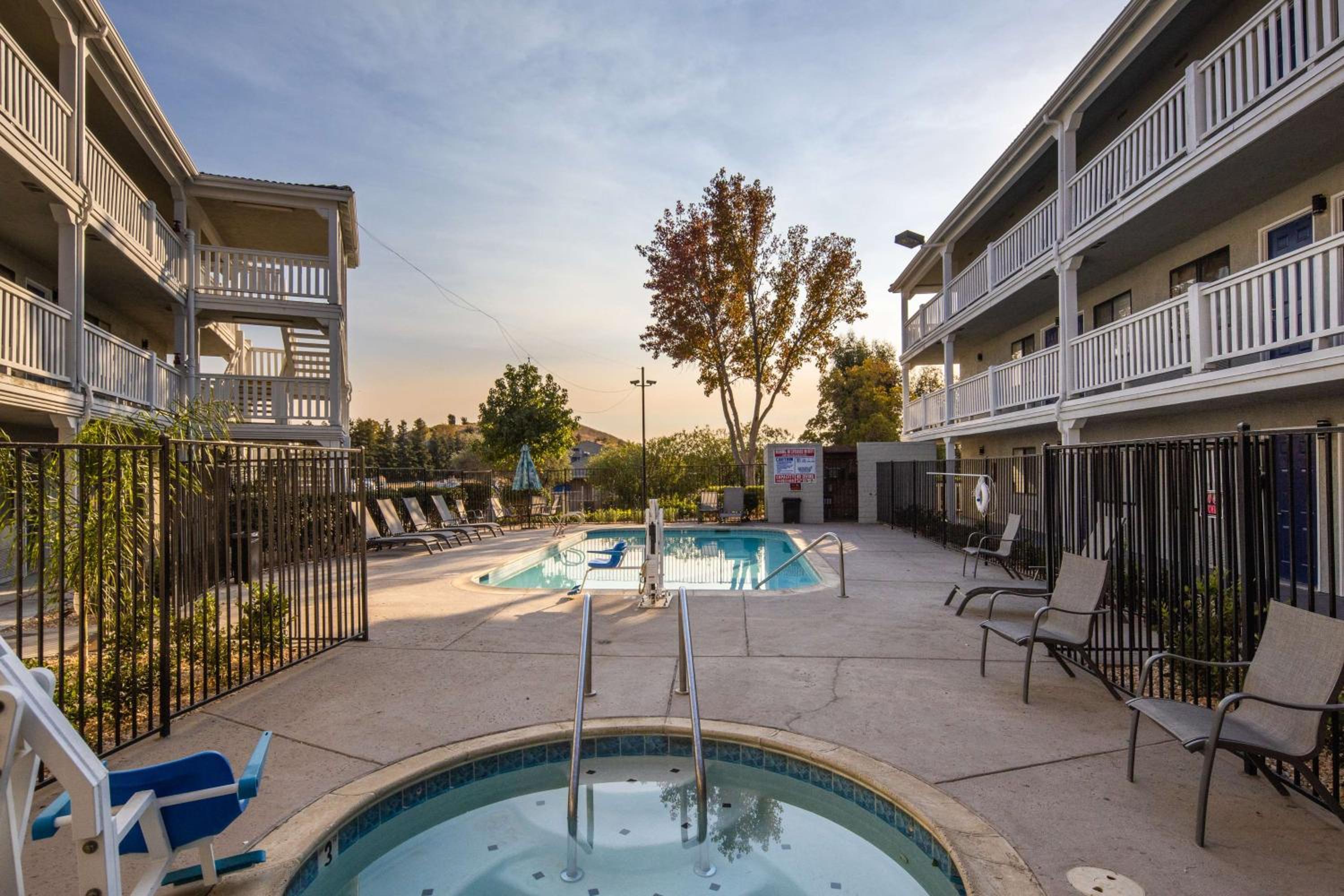 Fairfield Vacations - SureStay Hotel by Best Western Fairfield Napa Valley - Property Image 29
